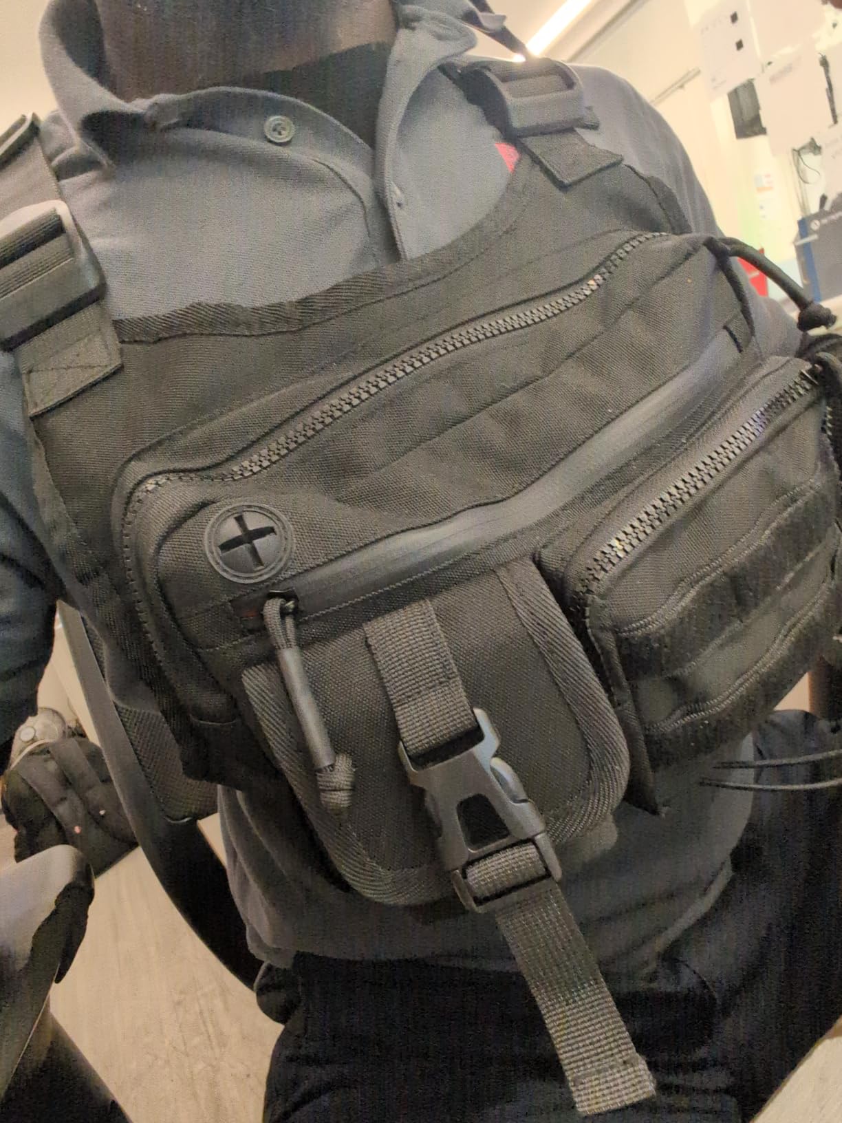 Muserise Outdoor Chest Bag For Men and Women, Tactical Vest For Running, Cycling, EDC Chest Pack Rig For Sports and Workouts customer photo 1