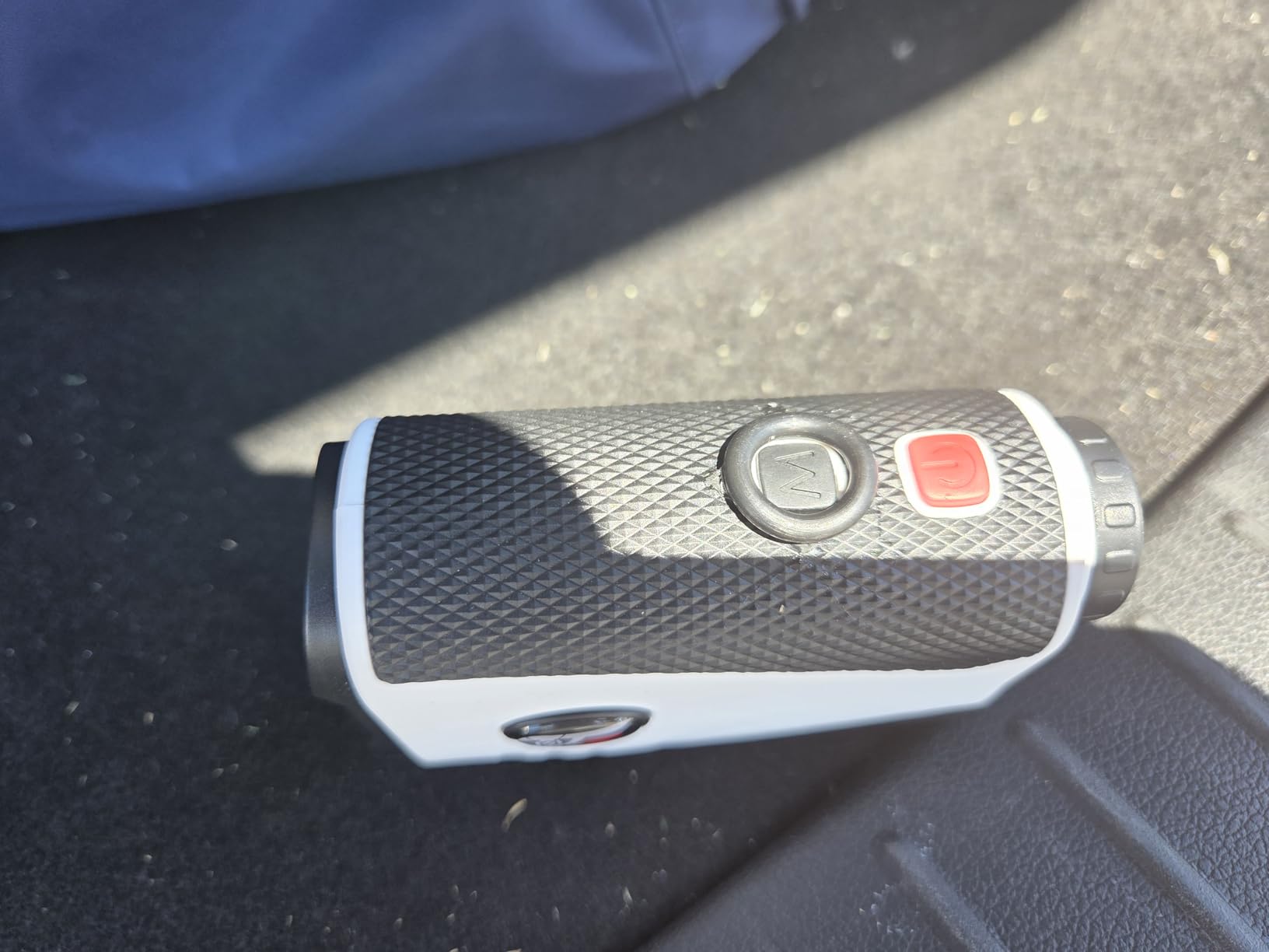 Golf Rangefinder with Slope On/Off - 1200 Yards 7X Magnification customer photo 2