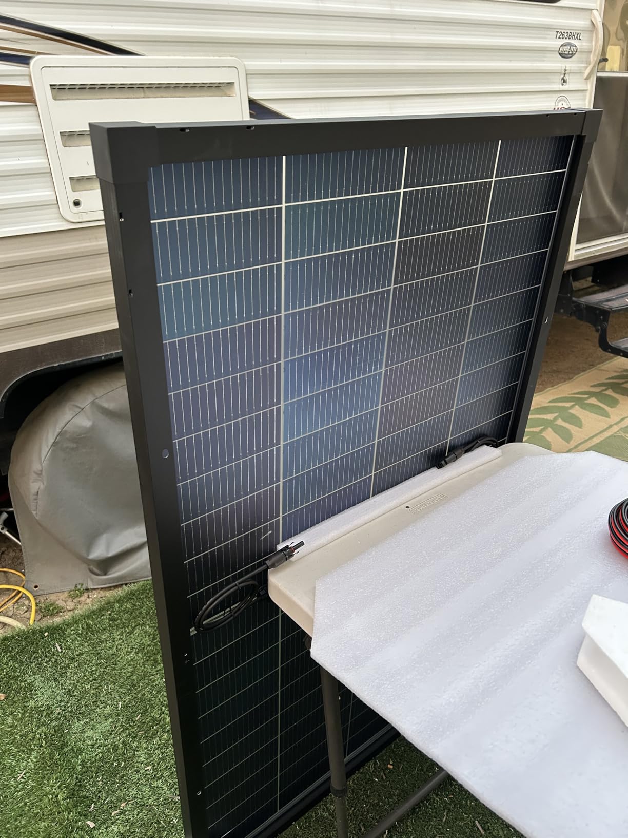 N-Type 16BB 200W Bifacial Solar Panel, 200 Watt Solar Panel for 12V Battery Systems, 25.6% High Efficiency, Dual-Module Parallel Anti-Shade Design, for RV Van Marine Home Rooftop Off-Grid customer photo 2