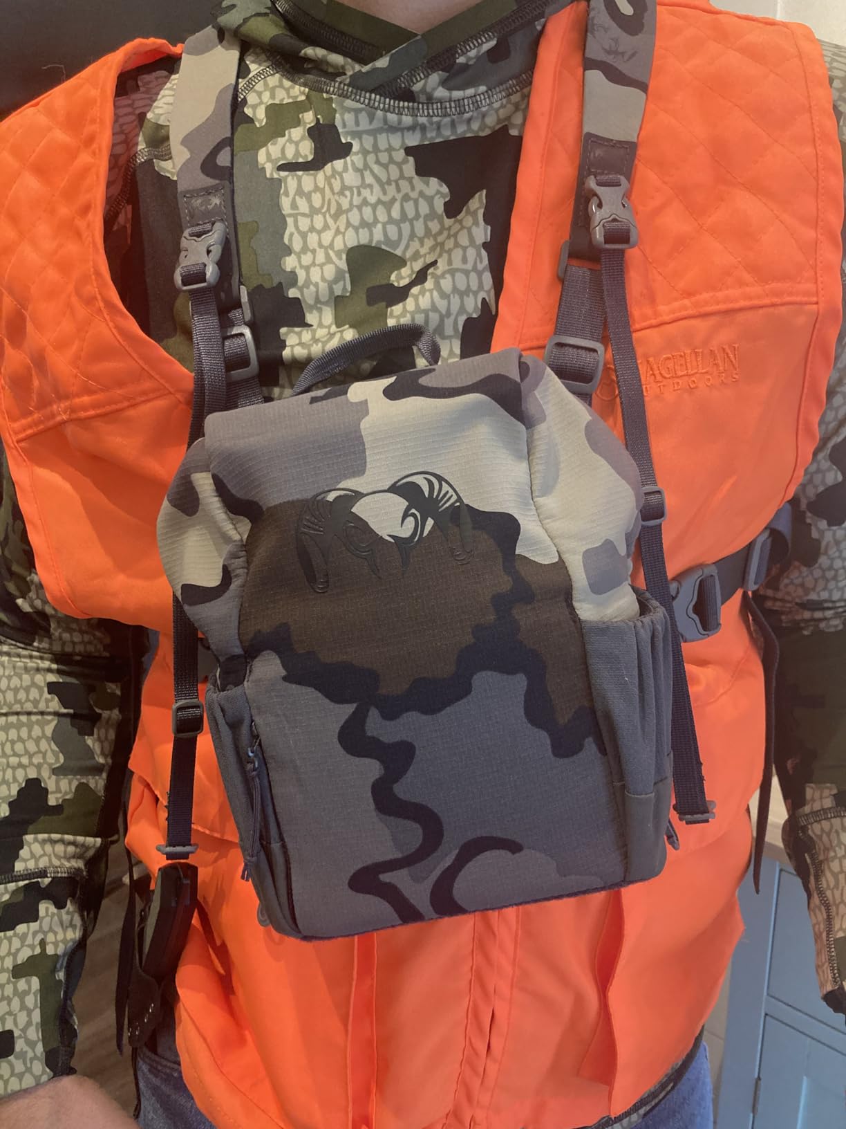 KUIU PRO Bino Harness, Waterproof, Adjustable, One-Hand Lid, Foam Shims customer photo 2