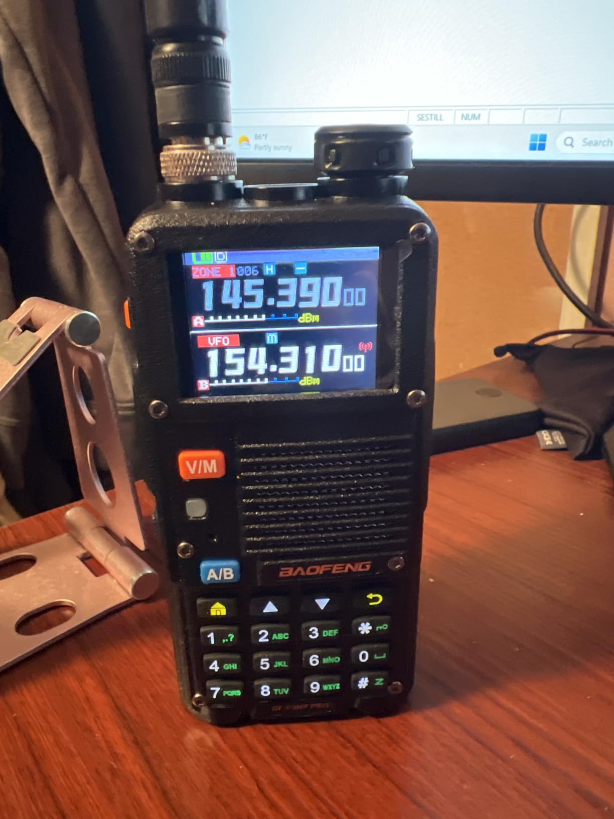 BF-F8HP PRO Tri-Band Ham Radio, Clear English Menus, 1,000 Memories, Updatable Firmware, Airband & NOAA Reception, USB-C Charging customer photo 2