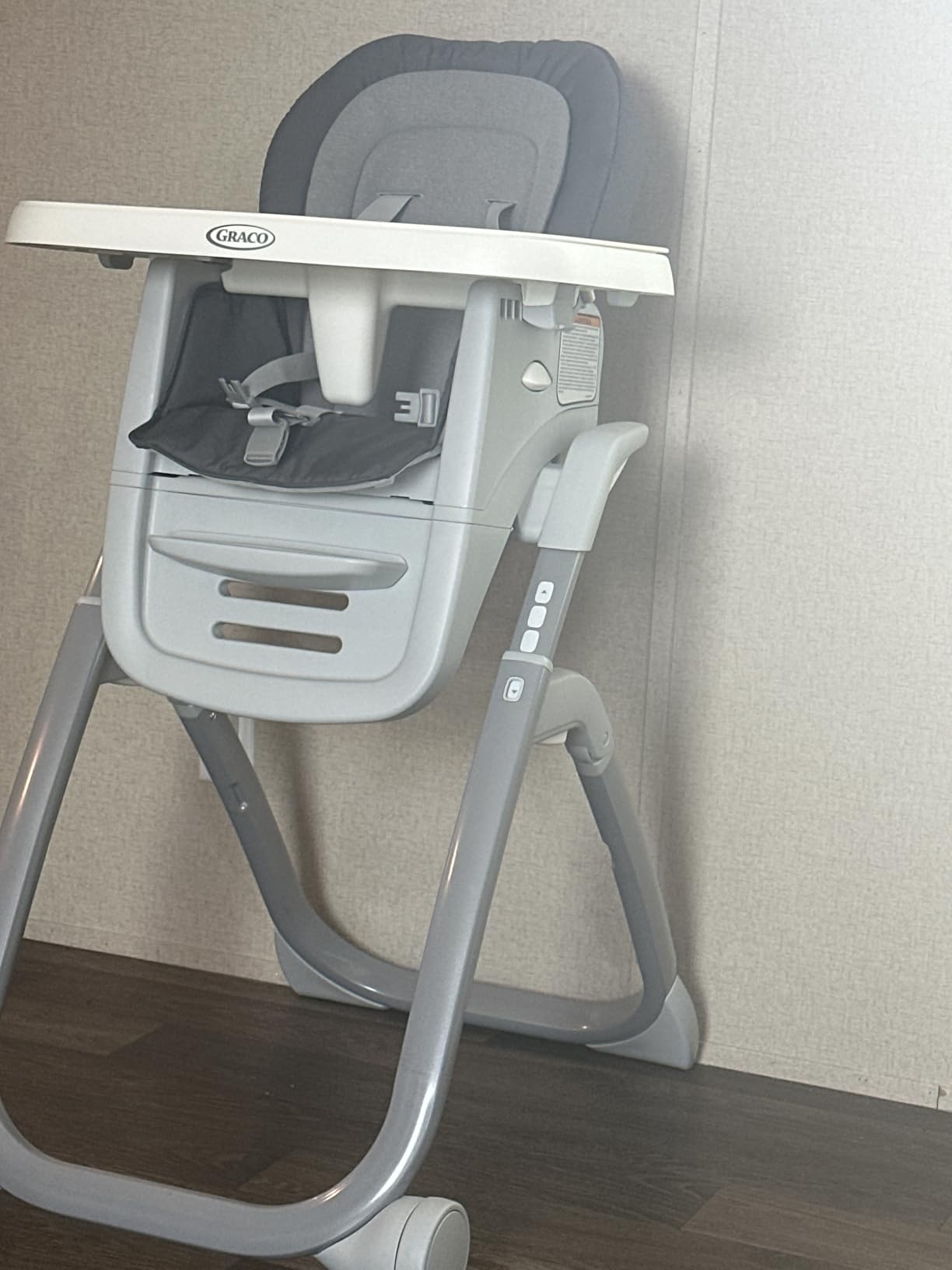 Graco DuoDiner DLX 6-in-1 Convertible Highchair, Arlo customer photo 1