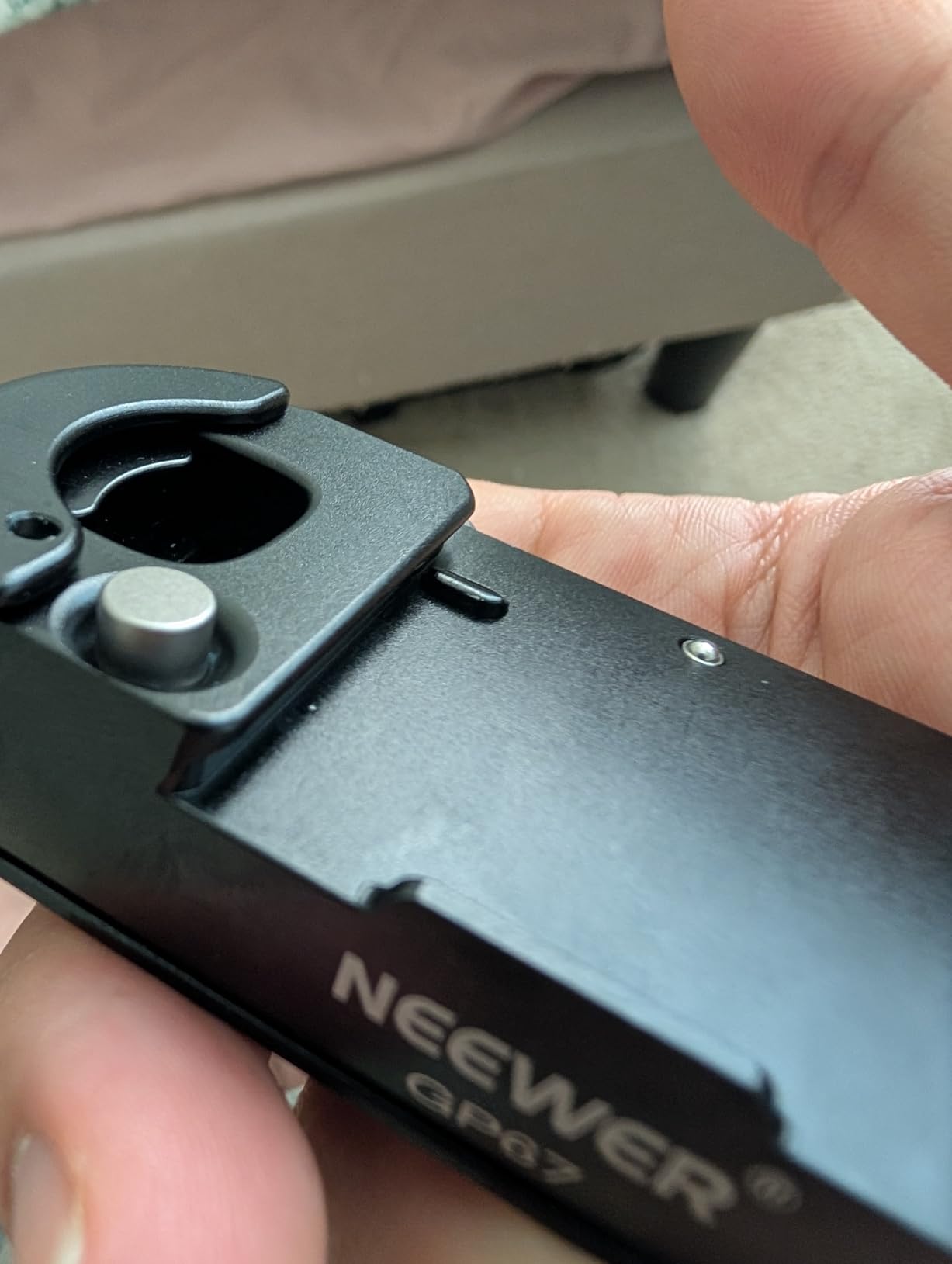 NEEWER Backpack Camera Clip Mount with Square QR Plate, Upgraded Safety Latch, Quick Release Camera Belt Clip Backpack Strap Compatible with PD QR System Canon Nikon Sony DSLRs, GP67 customer photo 2