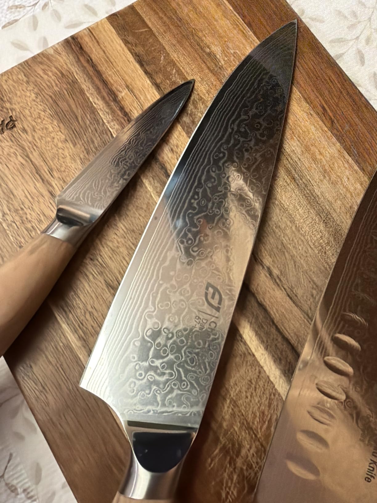 Emojoy 3-Piece Japanese Damascus Steel Knife Set, Olive Wood Handle & Box customer photo 1