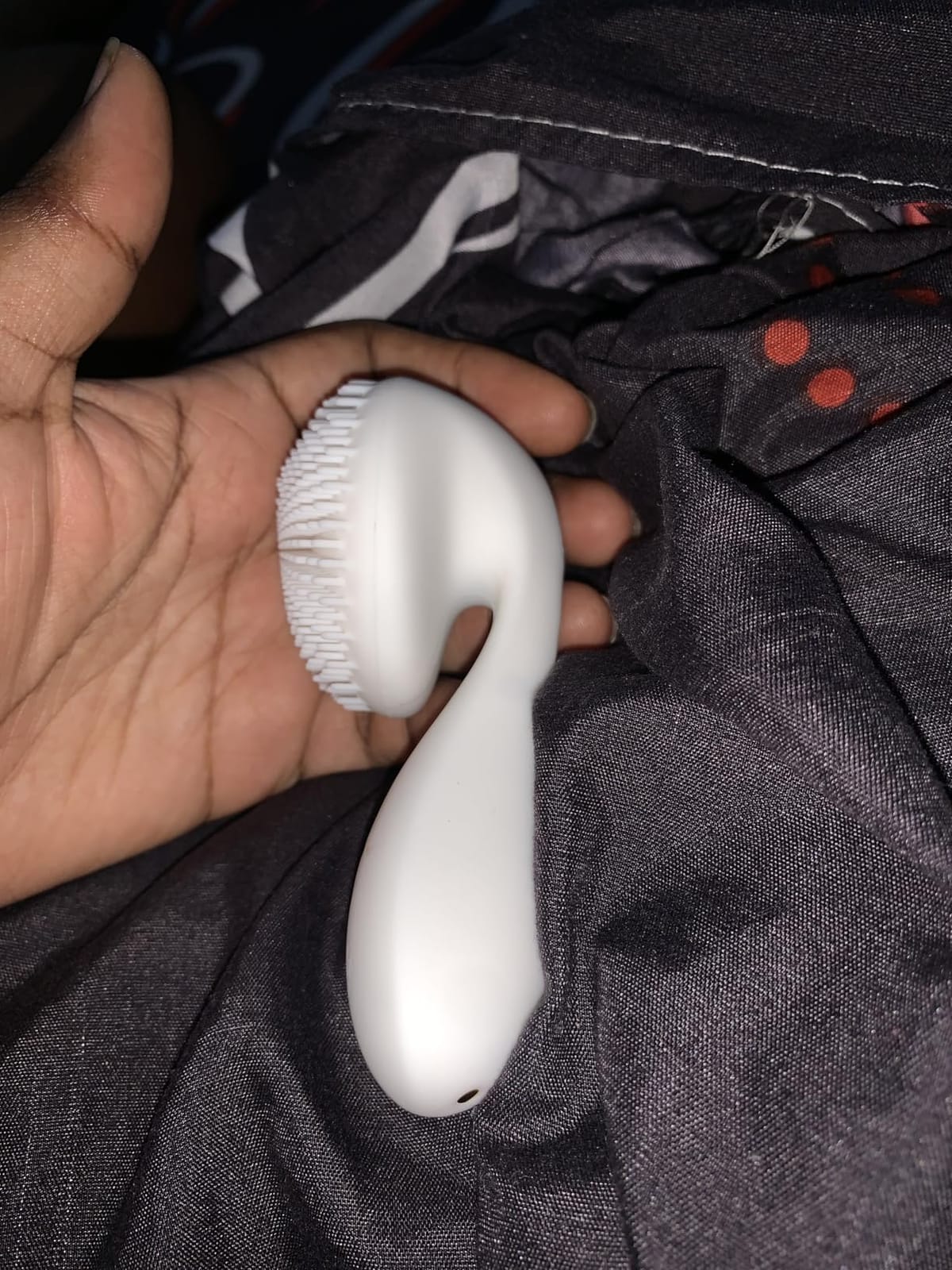 Ccigedy Face Scrubber, Electric Facial Cleansing Brush (Black) customer photo 1