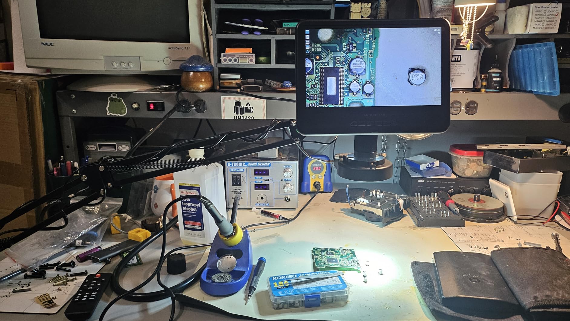 AD109 Digital Microscope with 10.1