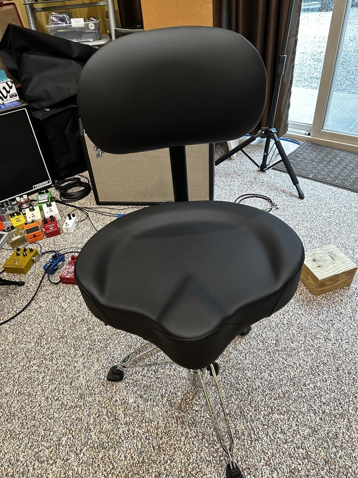 RVONE Hydraulic Drum Throne with Backrest, Saddle Drum Stool, Black | Adjustable backrest, pneumatic height control, padded saddle seat, reinforced tripod provide stable support up to 440 lb. customer photo 1