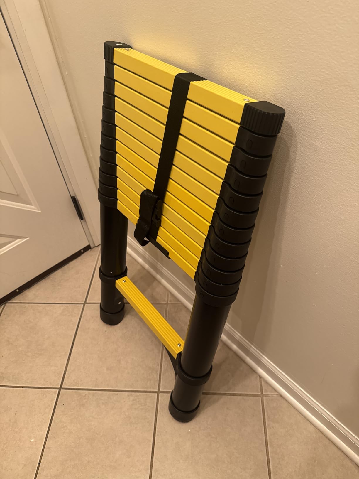 SINMEIRUN Telescoping Ladder, 16.5 FT Pro, 330 lbs Capacity; Orange customer photo 2