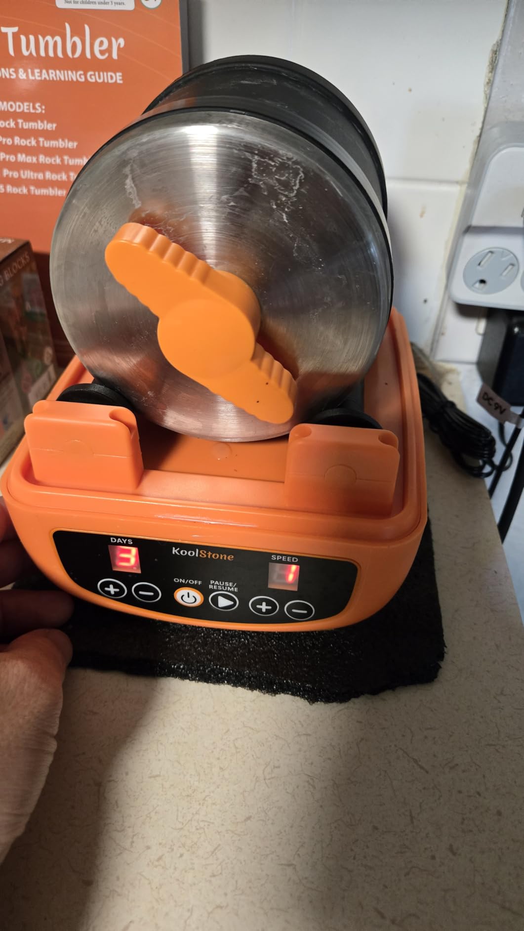 C5 Starter Rock Tumbler Kit for Kids & Beginners, Quieter Rock Polisher with Upgraded Noise-Reducing Cover, 3 Speeds, 9-Day Timer & Memory, Rocks, Grit & STEM Guide customer photo 1