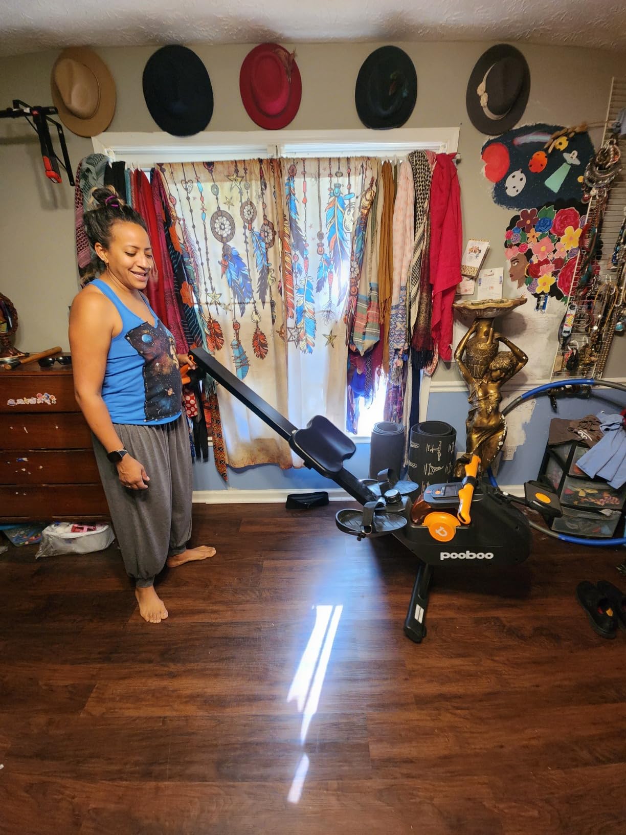pooboo Magnetic Rowing Machines Rower Foldable with 16 Level Resistance Indoor Rower Machines with Digital Monitor & Transport Wheels for Home Use customer photo 1