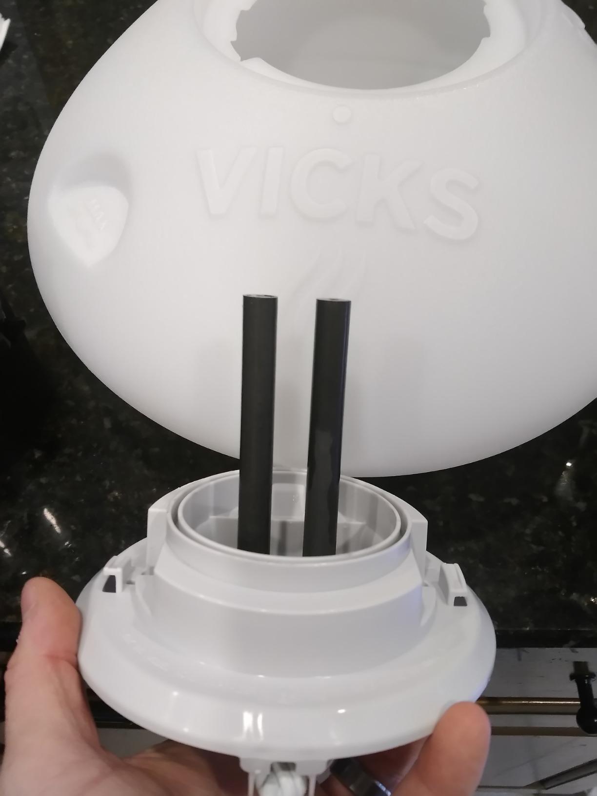 Vicks Warm Steam Vaporizer Humidifier for Medium and Large Rooms, 1.5 Gal customer photo 1
