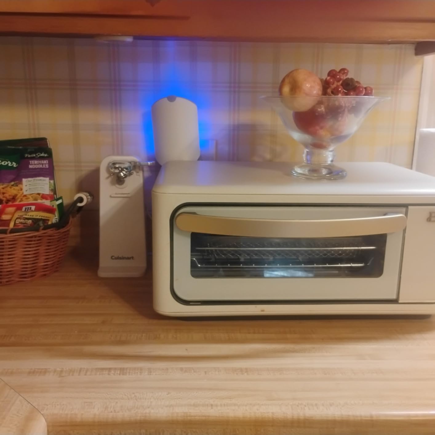 Cuisinart Electric Can Opener, One-Touch Operation, Nonslip Base, Black customer photo 2