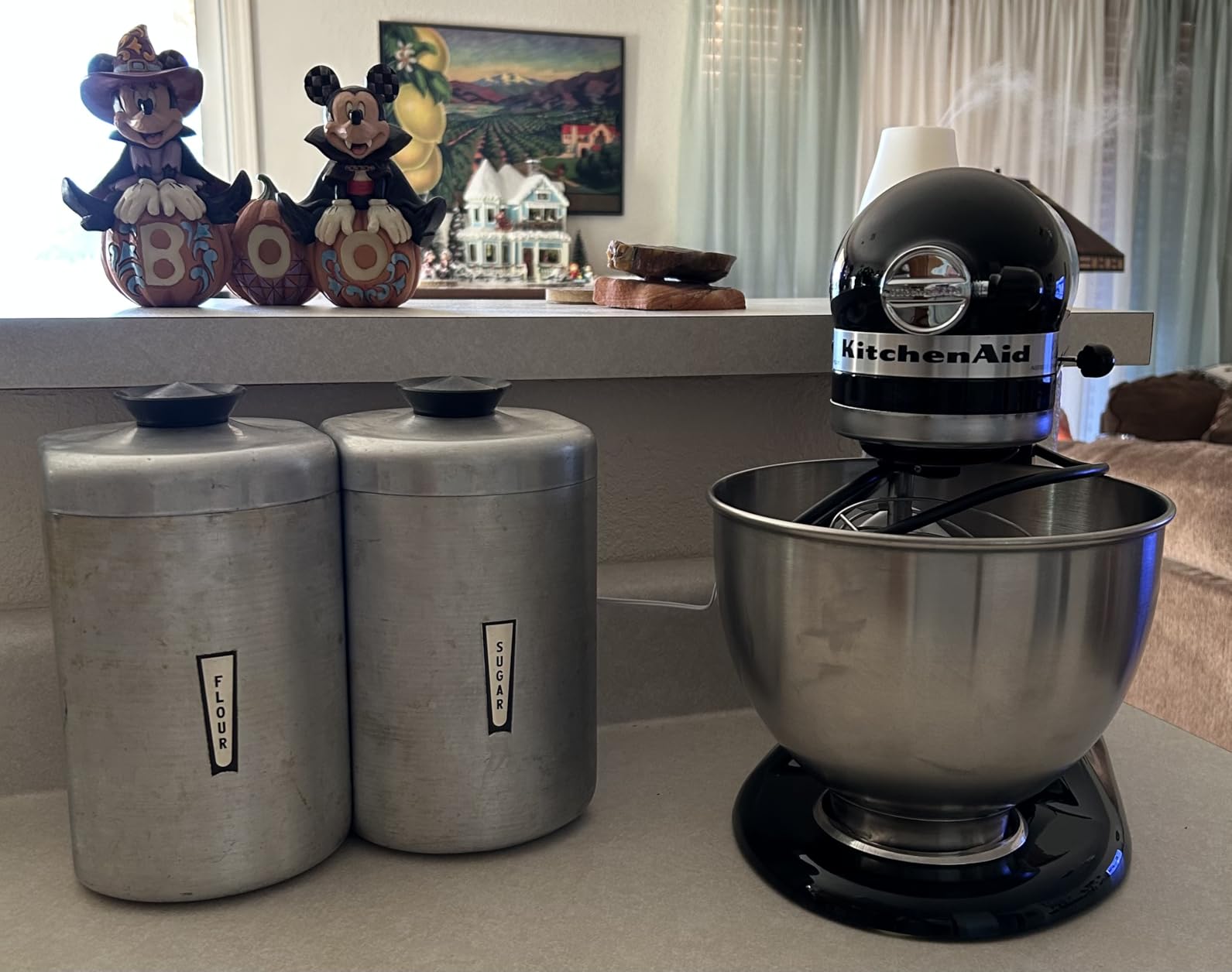 KitchenAid Classic Series 4.5 Quart Tilt-Head Stand Mixer K45SS, Onyx Black customer photo 1