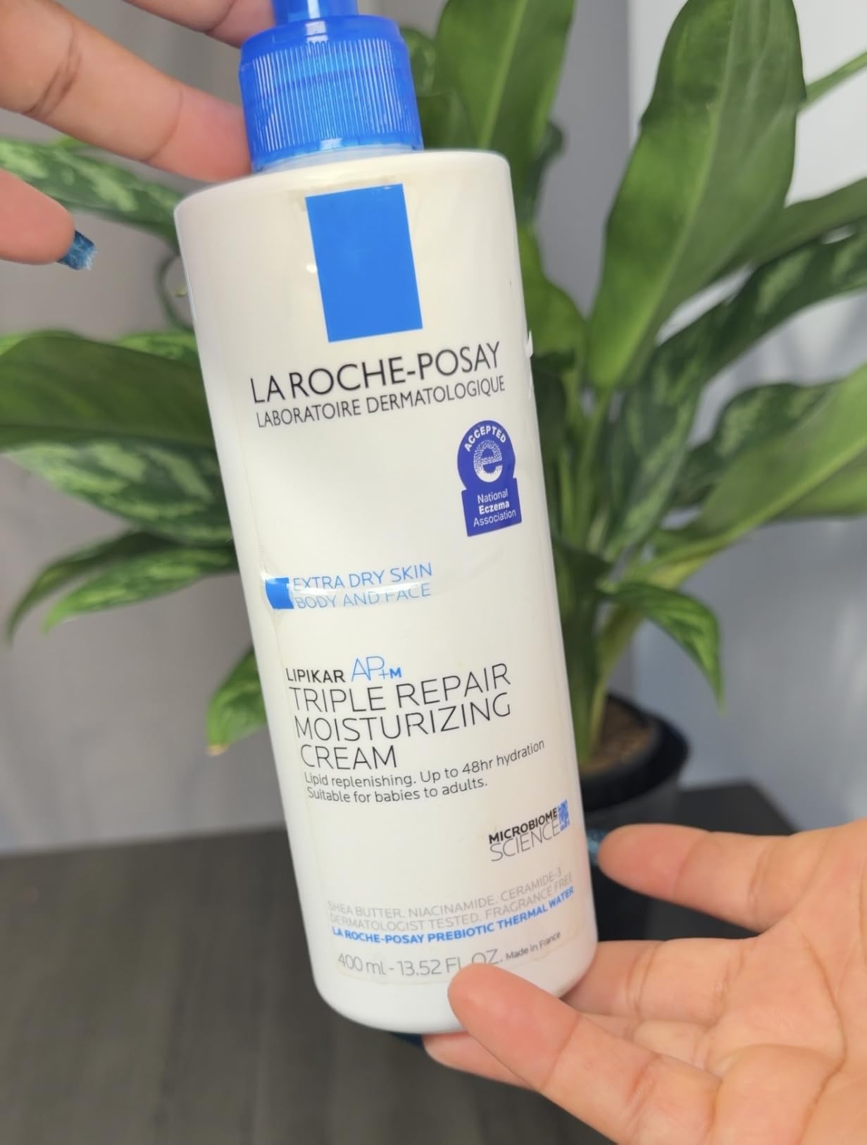 La Roche-Posay Lipikar AP+MAX Triple Repair Moisturizing Body Cream customer photo 1