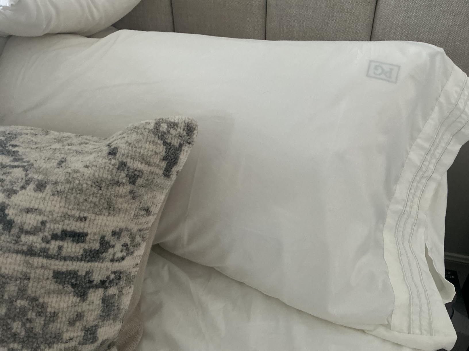 Mellanni Iconic 4-Piece Bed Sheet Set, 16