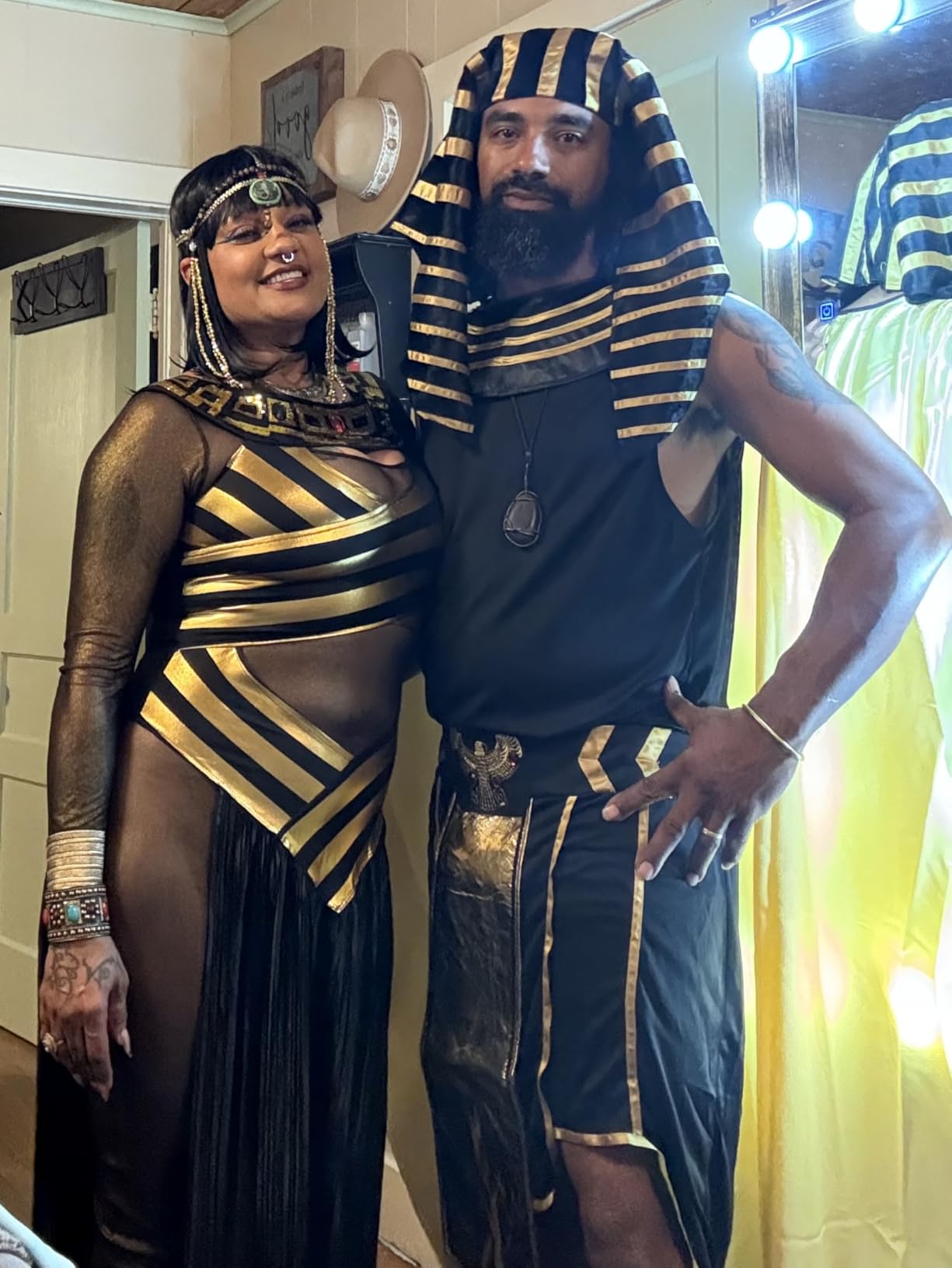 Dreamgirl Men's Sexy King of Egypt Costume customer photo 1