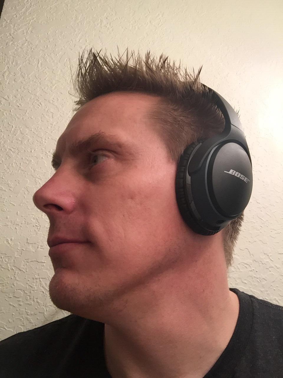 Bose SoundLink Around Ear Wireless Headphones II - Black customer photo 2