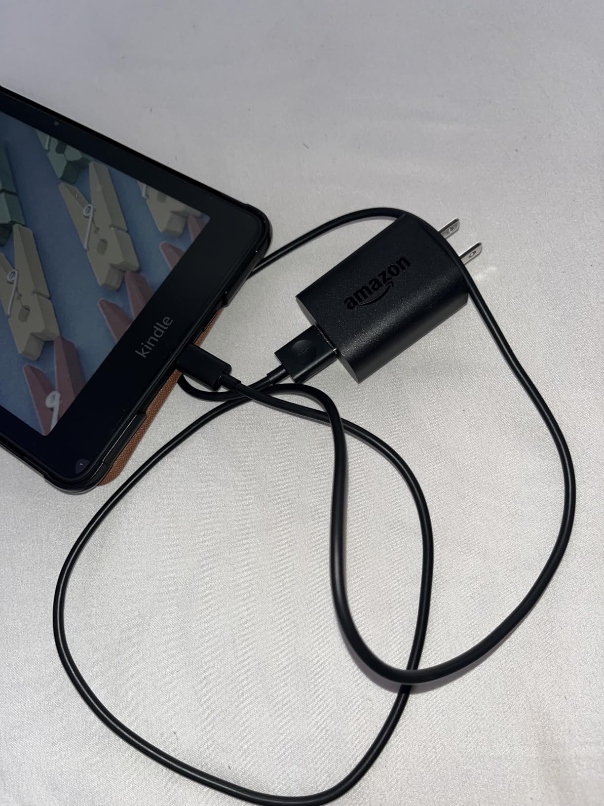 Amazon 9W Official OEM USB Charger and Power Adapter for Fire Tablets, Kindle eReaders, and Echo Dot customer photo 1