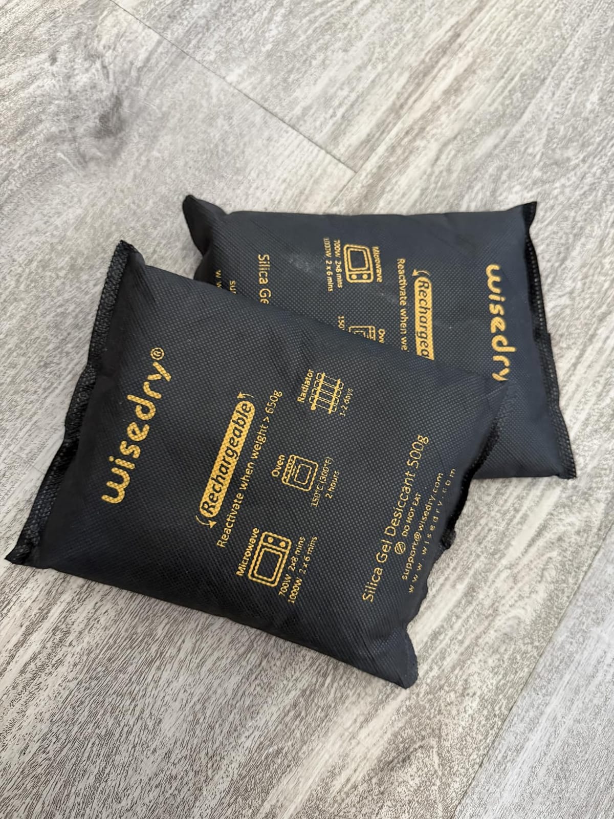 wisedry 2 x 500 Gram [2.2 lbs] Rechargeable Silica Gel Car Dehumidifier, Microwave Fast Reactivated Desiccant Packets Large for Gun Safe Closet Basement Garage Storage Moisture Absorber Bag Reusable customer photo 1
