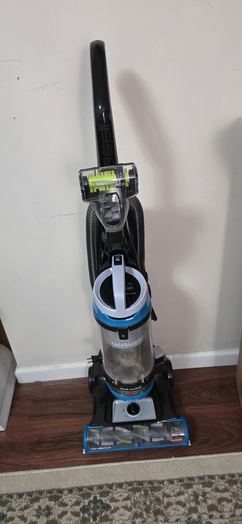 Bissell 2254 CleanView Swivel Rewind Pet Upright Bagless Vacuum, Automatic Cord Rewind, Swivel Steering, Powerful Pet Hair Pickup, Specialized Pet Tools, Large Capacity Dirt Tank, Teal customer photo 1