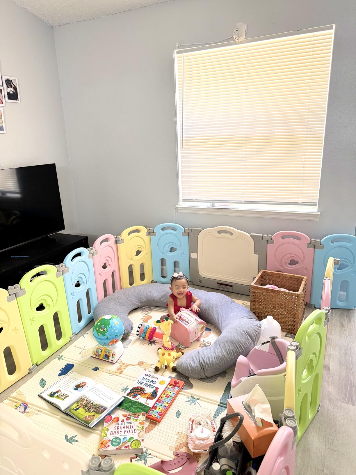 Fortella Cloud Castle Large 14-Panel Baby Playpen for Toddlers, Multicolor customer photo 1
