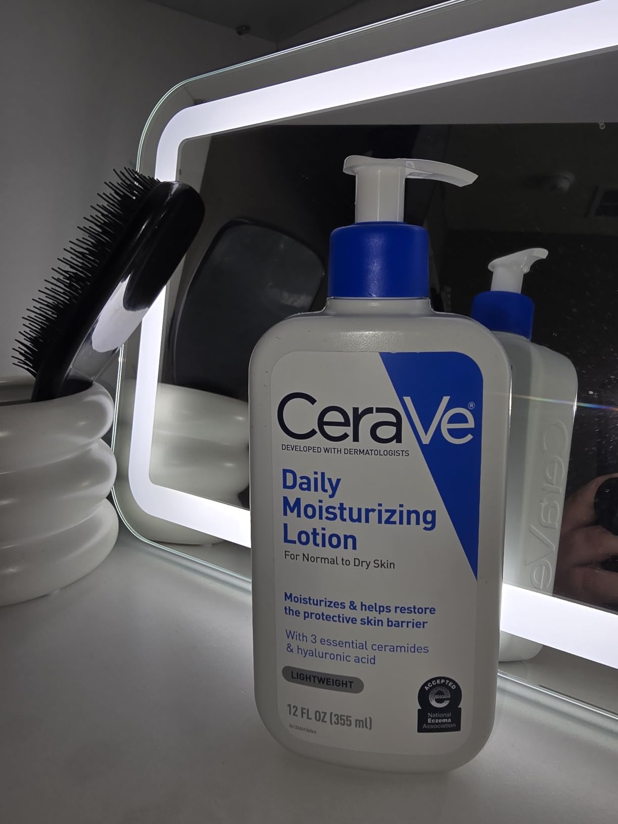 CeraVe Daily Moisturizing Lotion, Face and Body Lotion, Skin care, 19oz customer photo 2