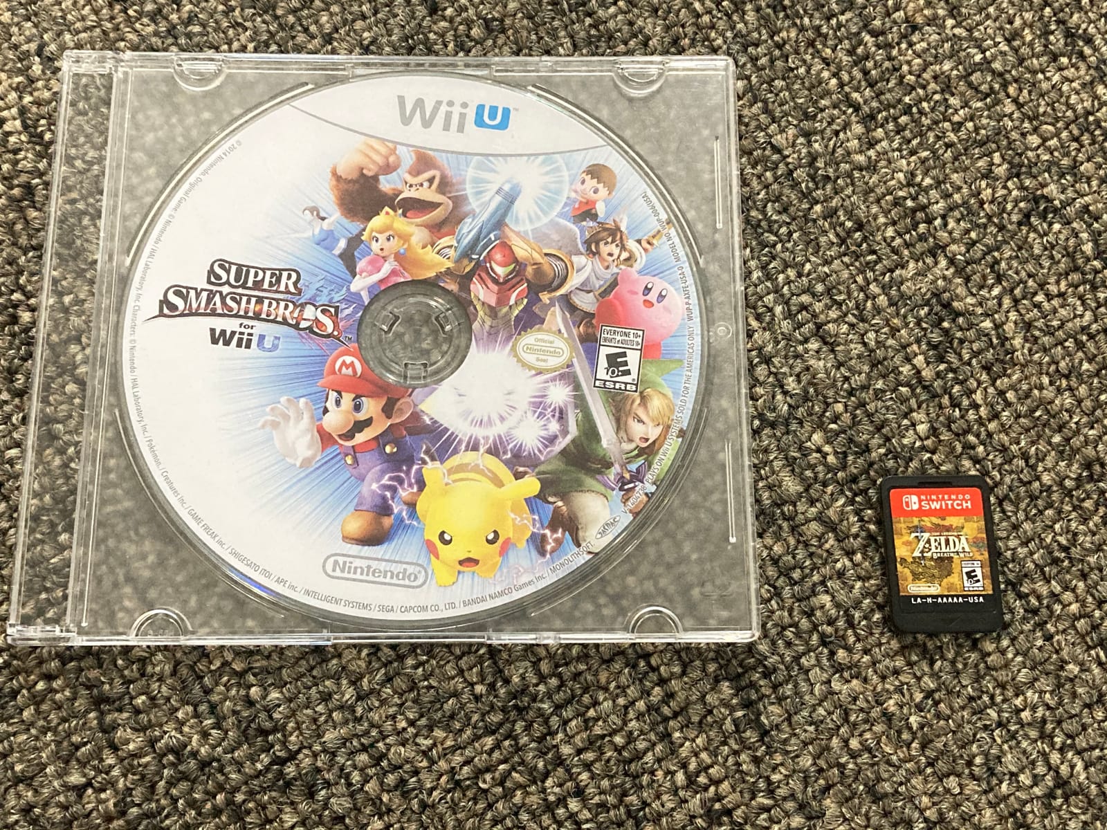 Nintendo Switch with Neon Blue and Neon Red Joy‑Con customer photo 2