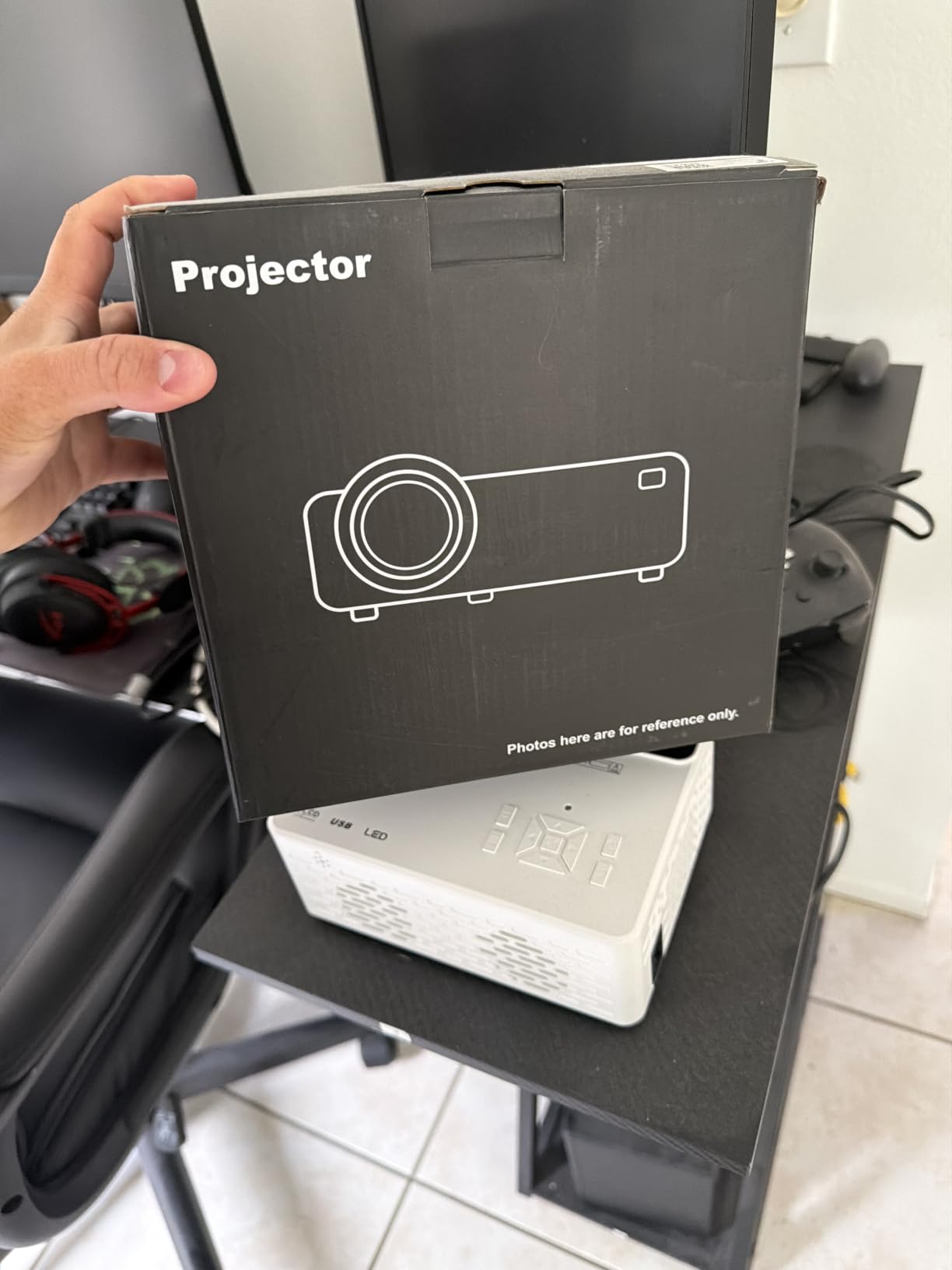 TMY Native 1080P Mini Portable Projector, 2-way Bluetooth, with 80in Screen customer photo 1