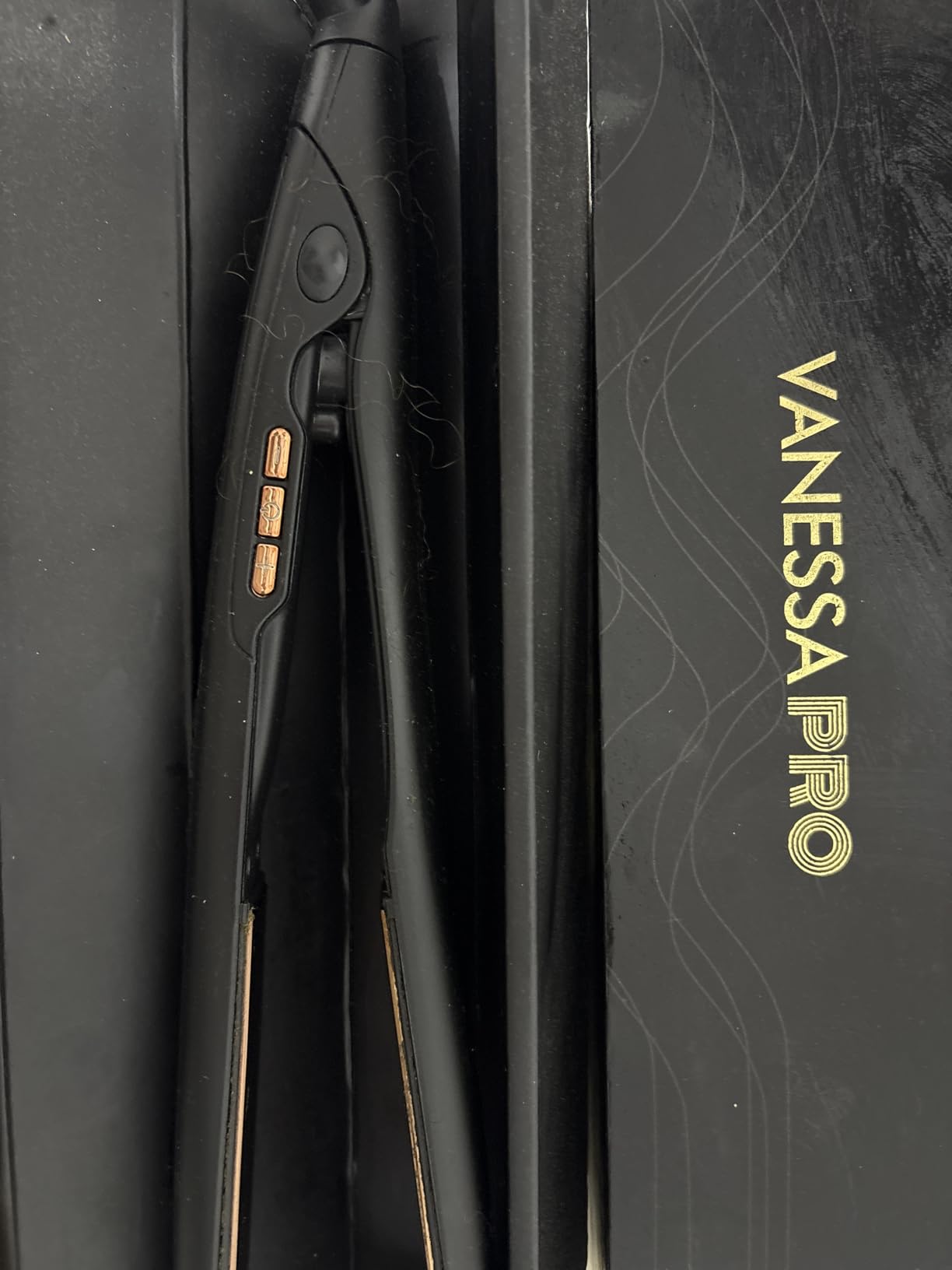 VANESSA PRO Titanium Flat Iron 1 Inch Hair Straightener for Smooth Results customer photo 1