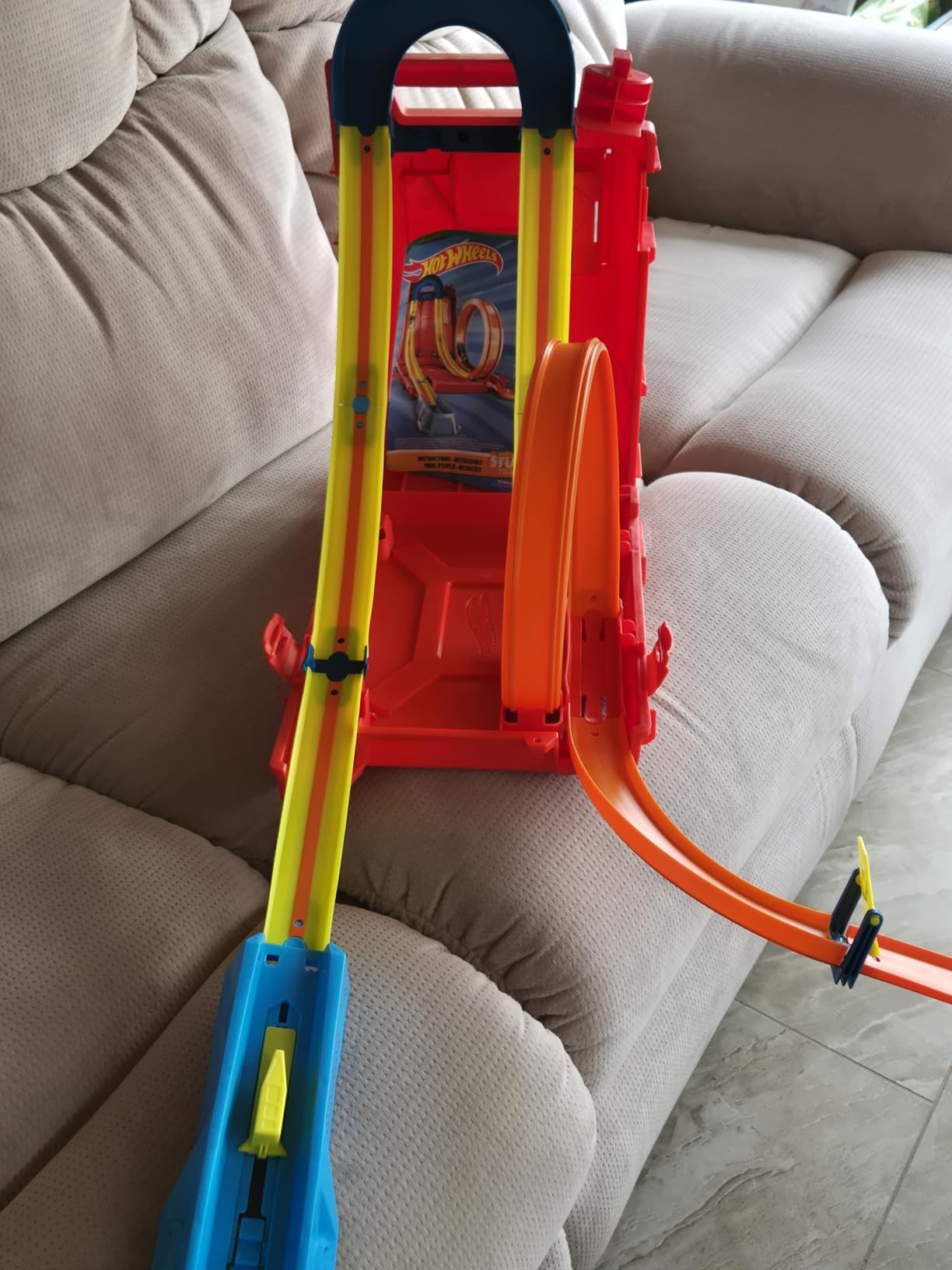 Hot Wheels Track Builder Unlimited Fuel Can Stunt Box Playset & Car customer photo 1