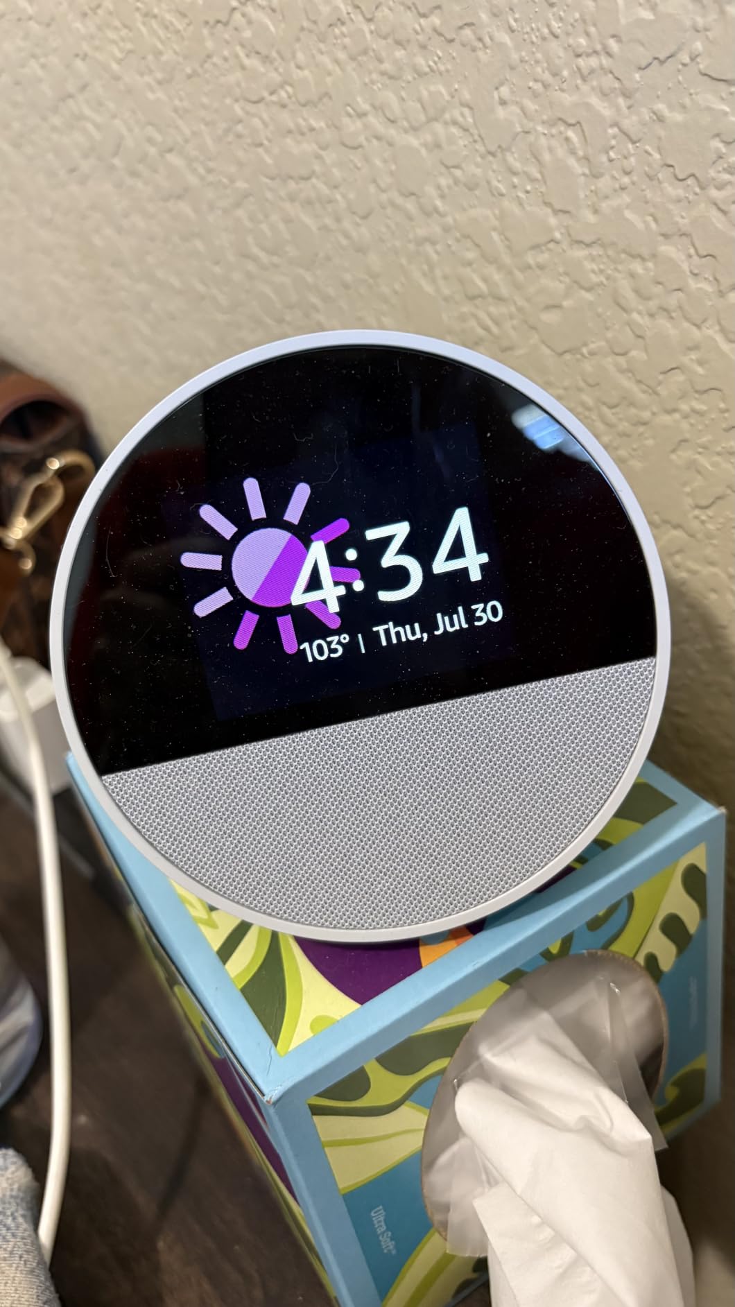 Amazon Echo Spot (newest model), Great for nightstands, offices and kitchens, Smart alarm clock, Designed for Alexa+, Black customer photo 1