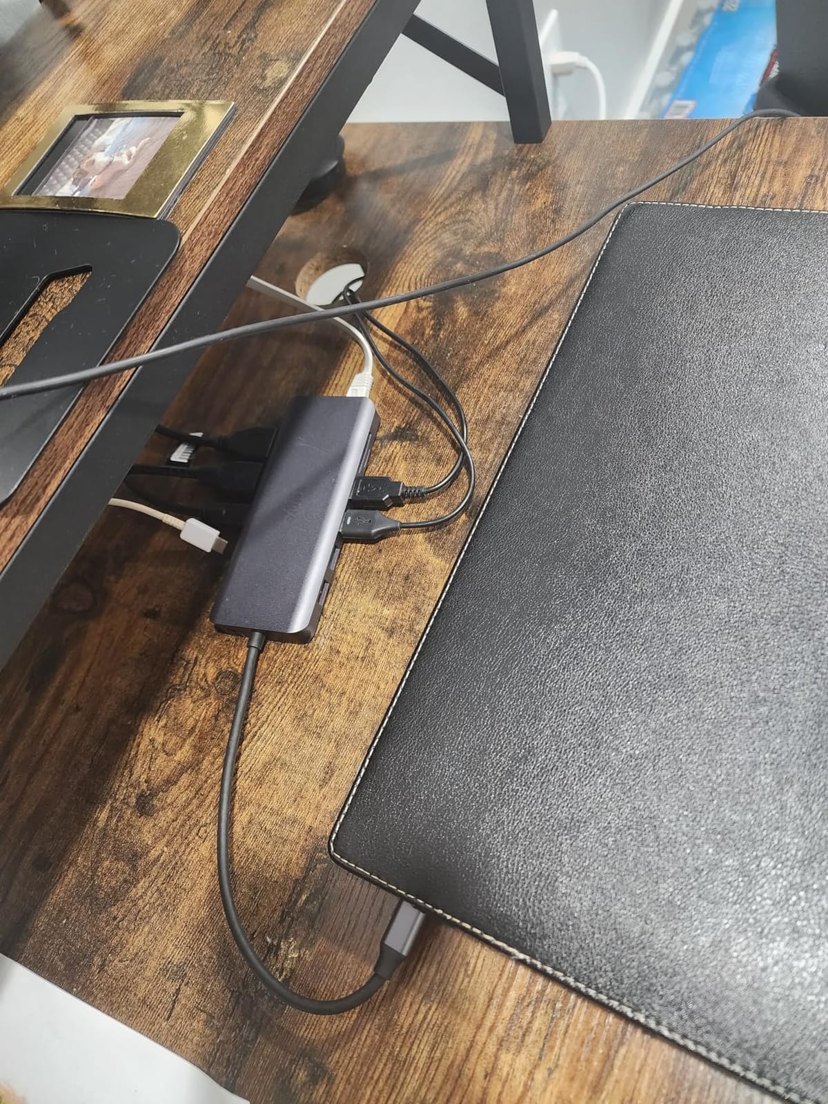 Selore USB C Docking Station Dual Monitor, USB C to Dual HDMI Adapter customer photo 2
