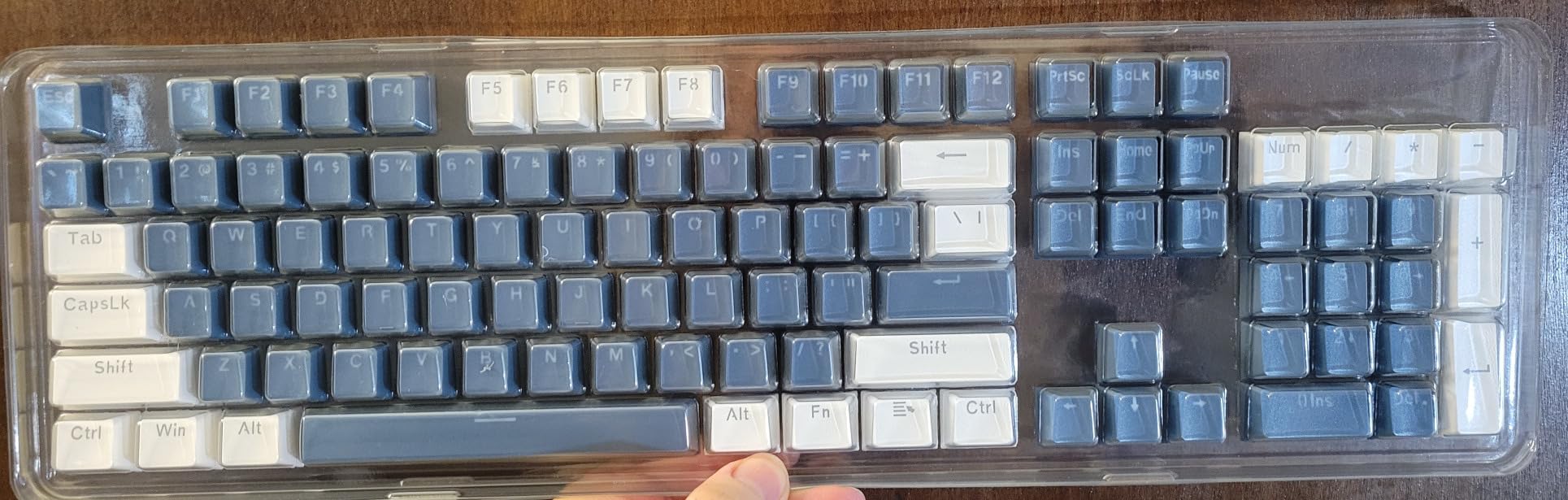 Redragon K668 108-Key Hot-Swap Wired RGB Gaming Keyboard, Extra 4 Hotkeys customer photo 1