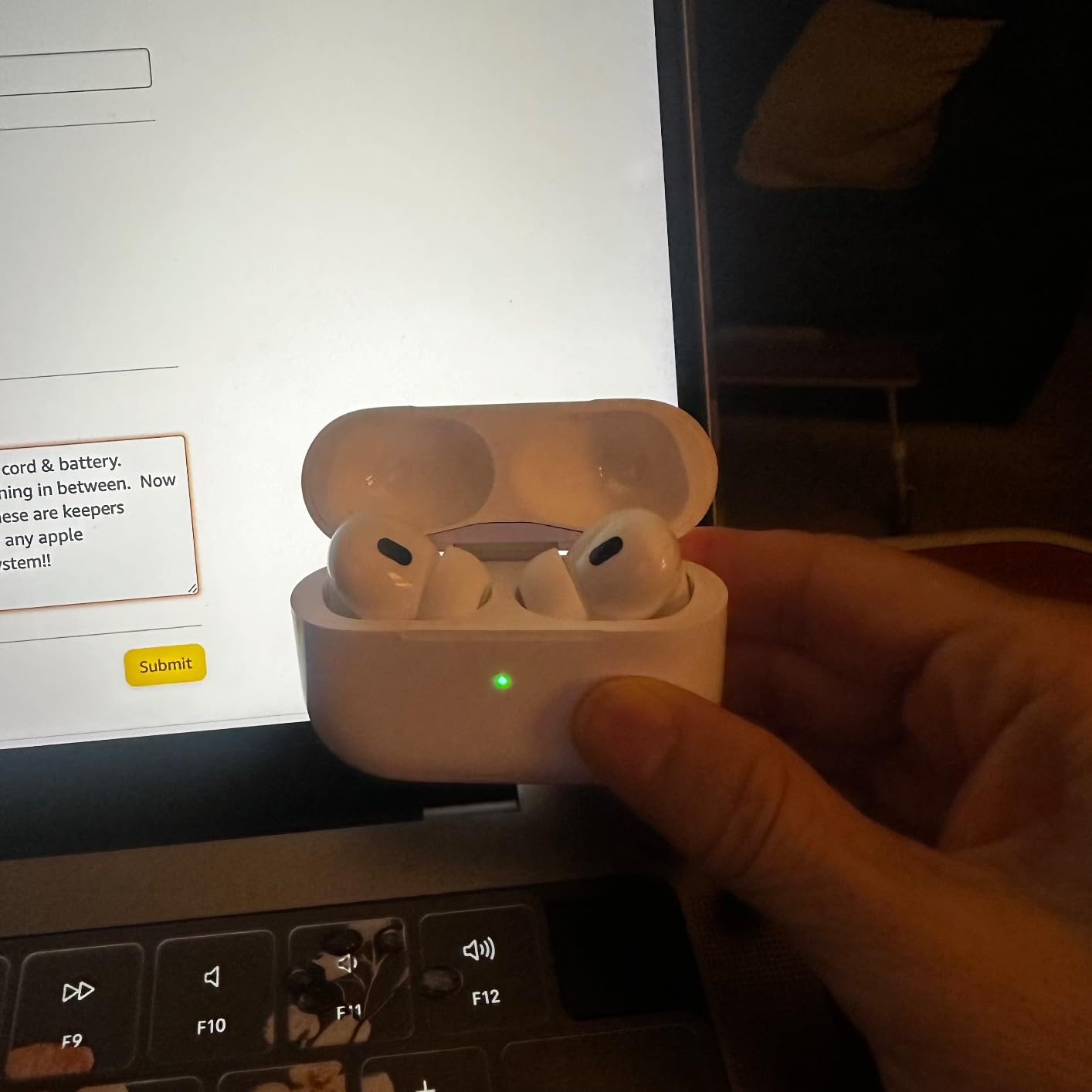 Apple AirPods Pro (2nd Generation) Wireless Ear Buds with USB-C Charging, Up to 2X More Active Noise Cancelling Bluetooth Headphones, Transparency Mode, Adaptive, Personalized Spatial Audio, White customer photo 1