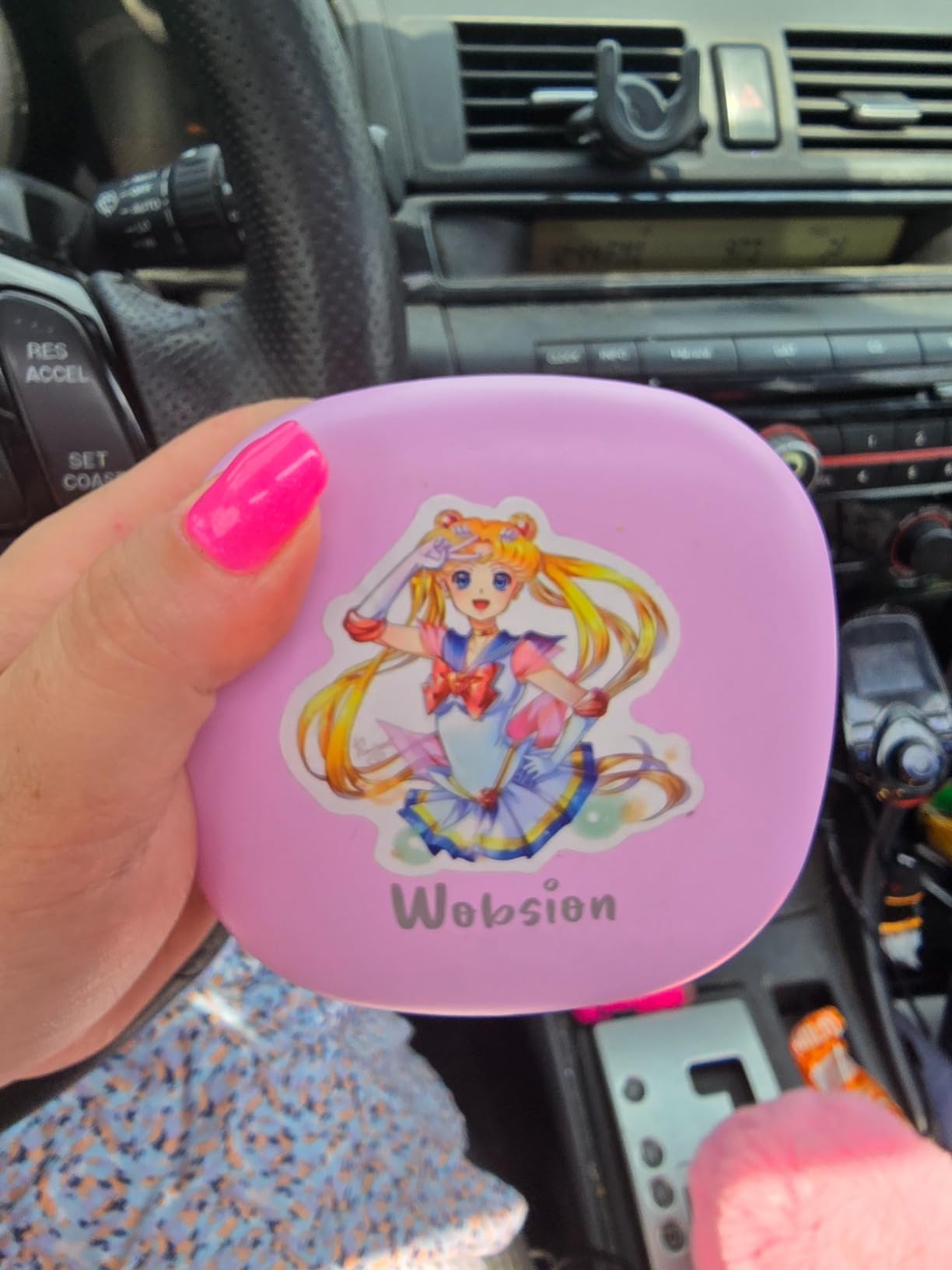 WOBSION 1x/10x Rechargeable Lighted Travel Makeup Mirror customer photo 2