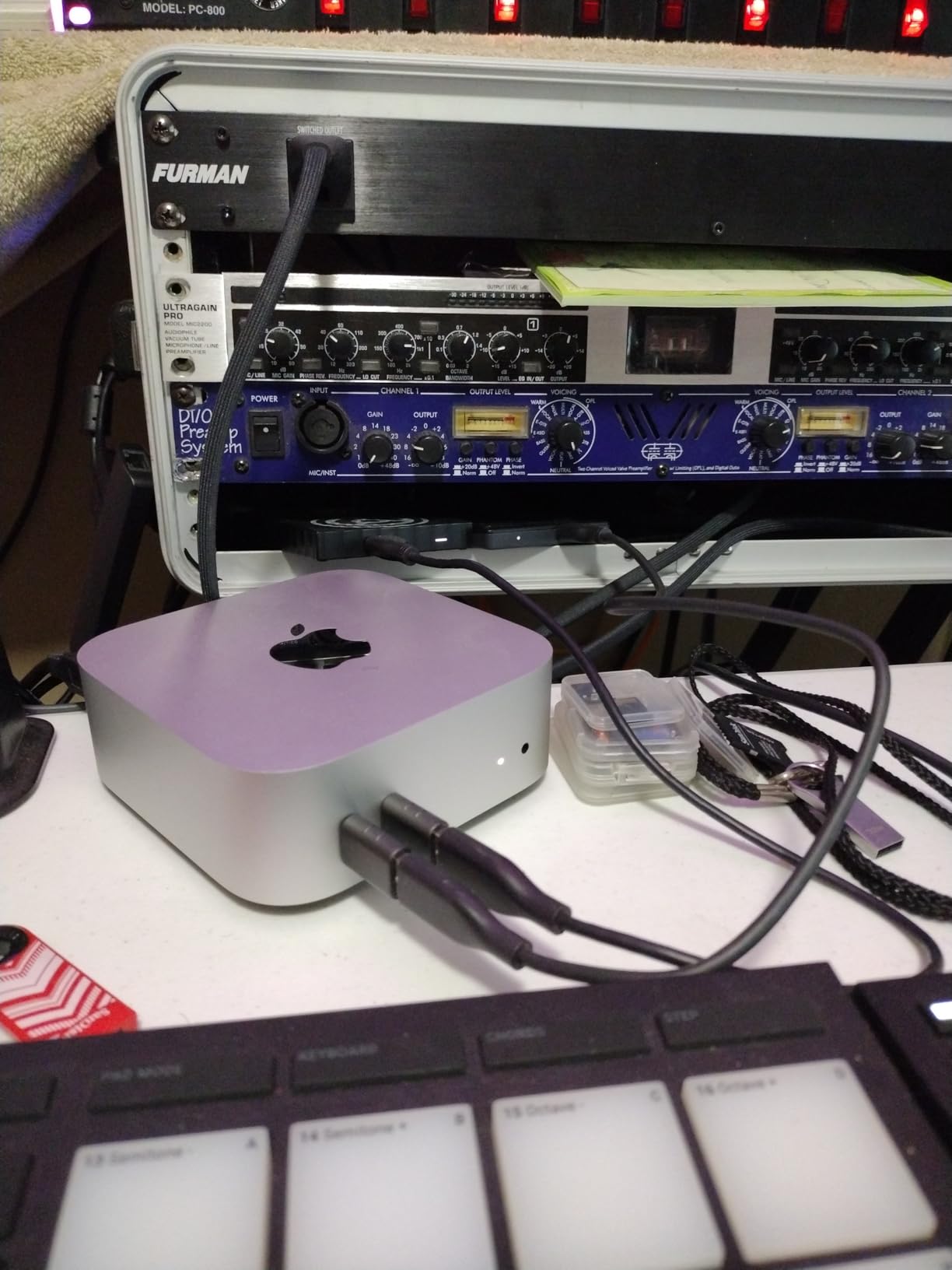Apple 2024 Mac mini Desktop Computer with M4 chip with 10‑core CPU and 10‑core GPU: Built for Apple Intelligence, 16GB Unified Memory, 512GB SSD Storage, Gigabit Ethernet. Works with iPhone/iPad customer photo 2