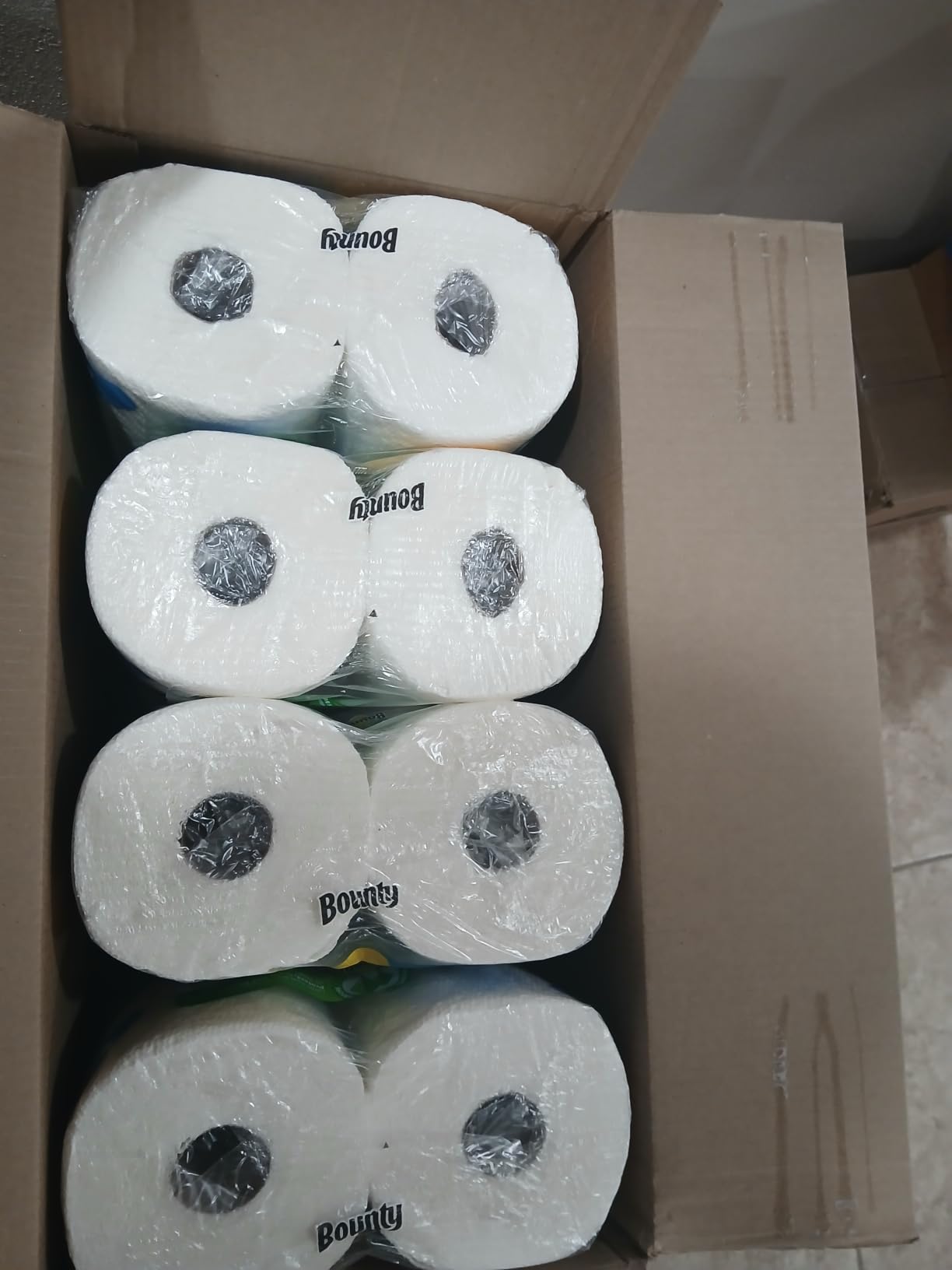 Bounty Quick-Size Paper Towels, White, 8 Family Triple Rolls = 27 Regular Rolls customer photo 2