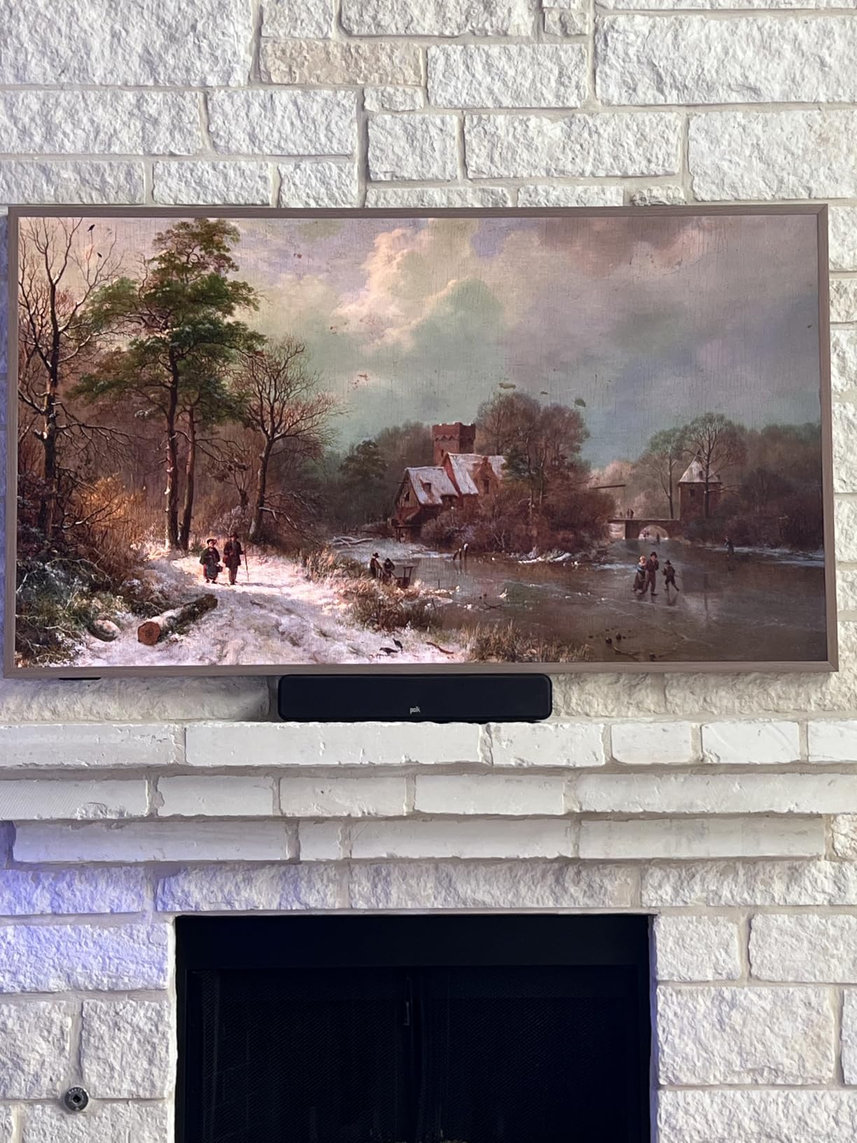Hisense 85-Inch Class QLED 4K S7N CanvasTV Series Dolby Vision HDR Google Smart TV (85S7N) - 144Hz, Art Mode, Anti-Glare Panel, Hi-Matte Display, UltraSlim Wall Mount & Frame Included customer photo 2