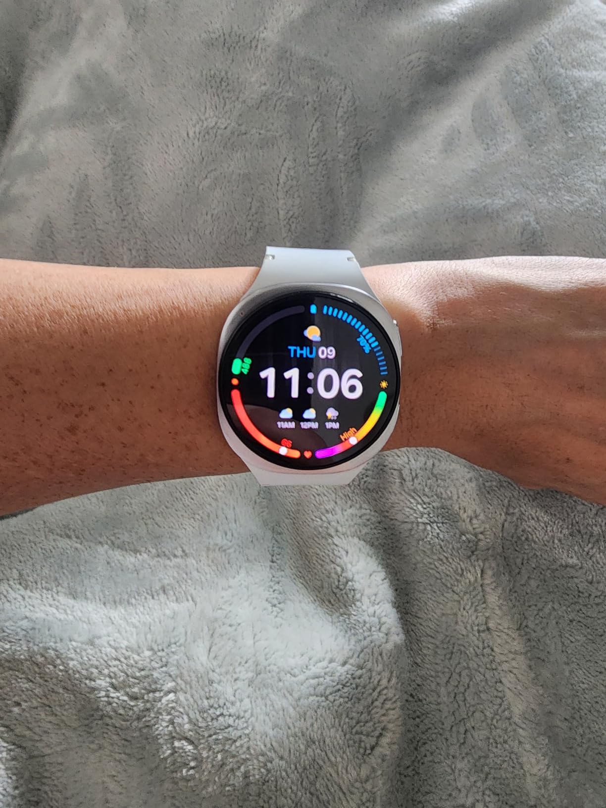 Samsung Galaxy Watch 8 (2025), Graphite, 44mm, Bluetooth Smartwatch customer photo 2