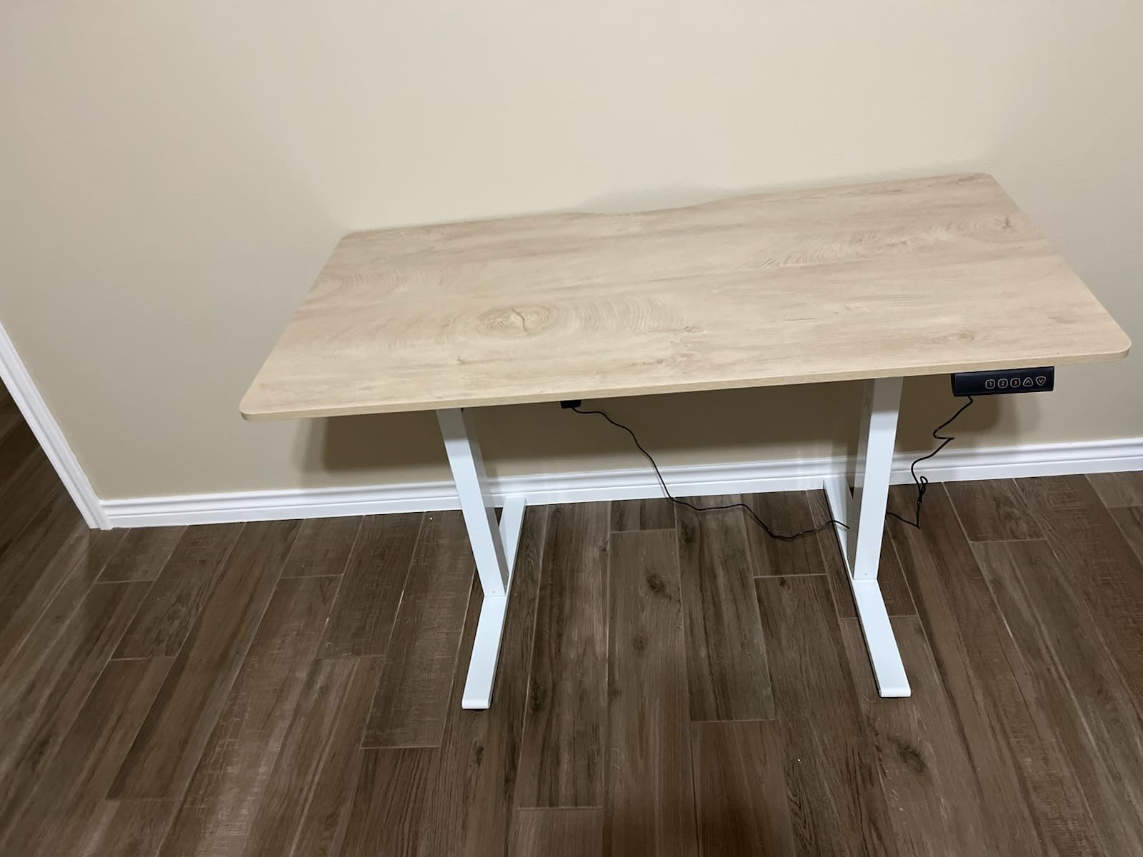 FEZIBO Standing Desk 48 × 24 Inch Electric Height Adjustable, Maple customer photo 1