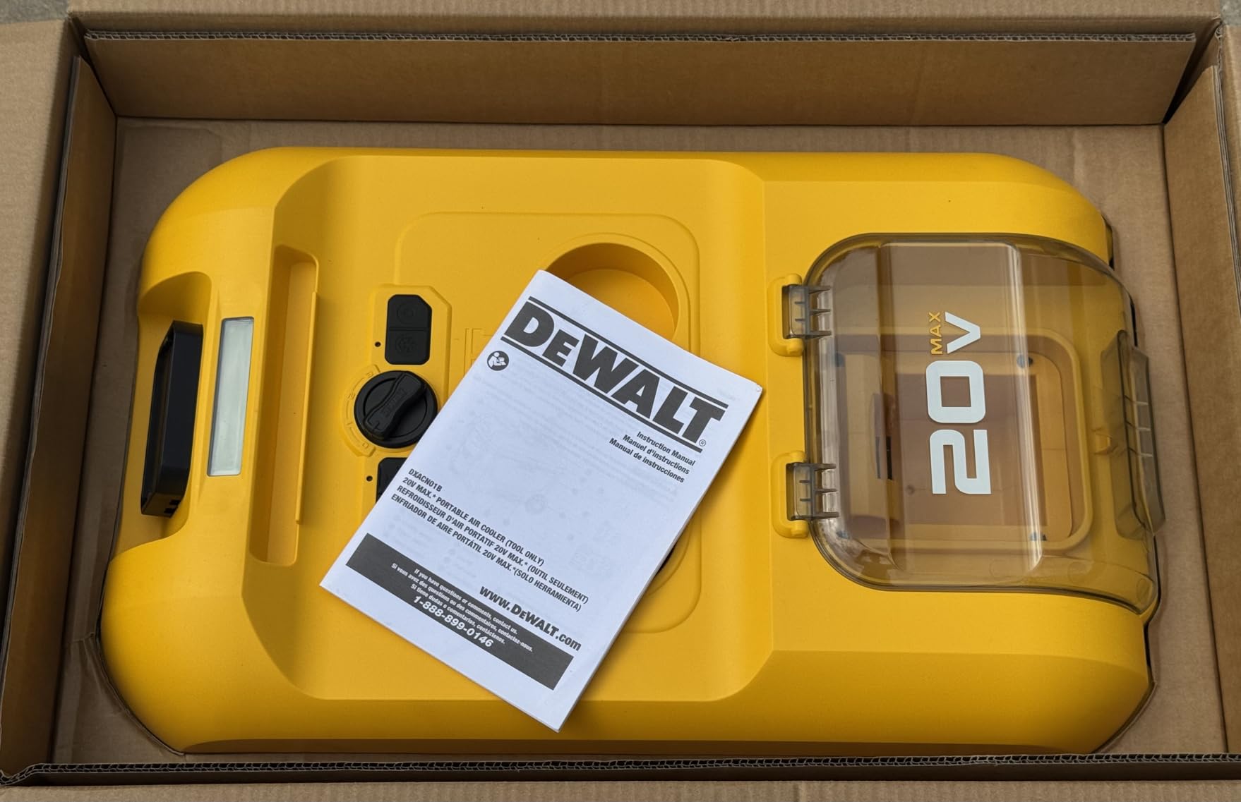 DEWALT Evaporative Air Cooler Portable Air Conditioner DXACN01B (Tool Only) customer photo 1