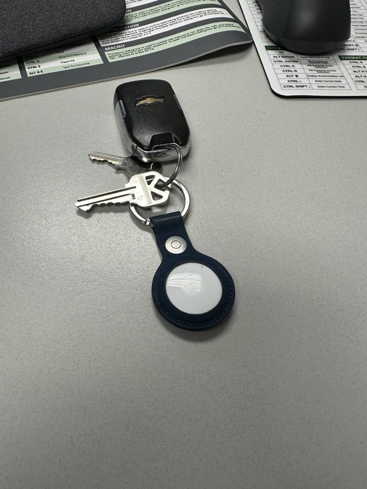 Apple AirTag FineWoven Key Ring - Black ​​​​​​​ customer photo 2