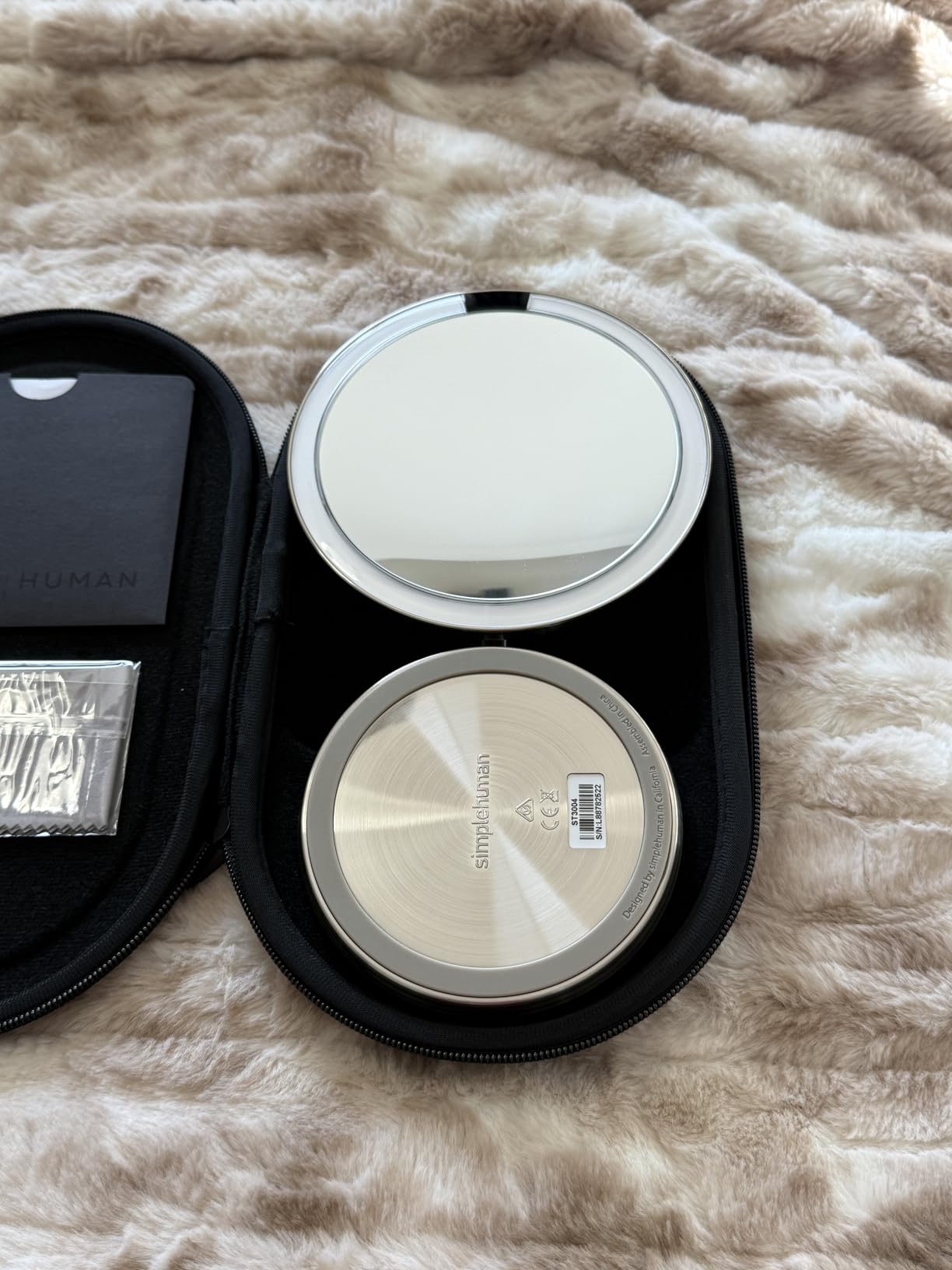 simplehuman Sensor Mirror Fold, 5'' with 10X Magnification, Round Rechargeable Travel Makeup Mirror, Tru-Lux® Full-Spectrum Light, Adjustable Brightness & Height, Brushed Stainless Steel customer photo 2