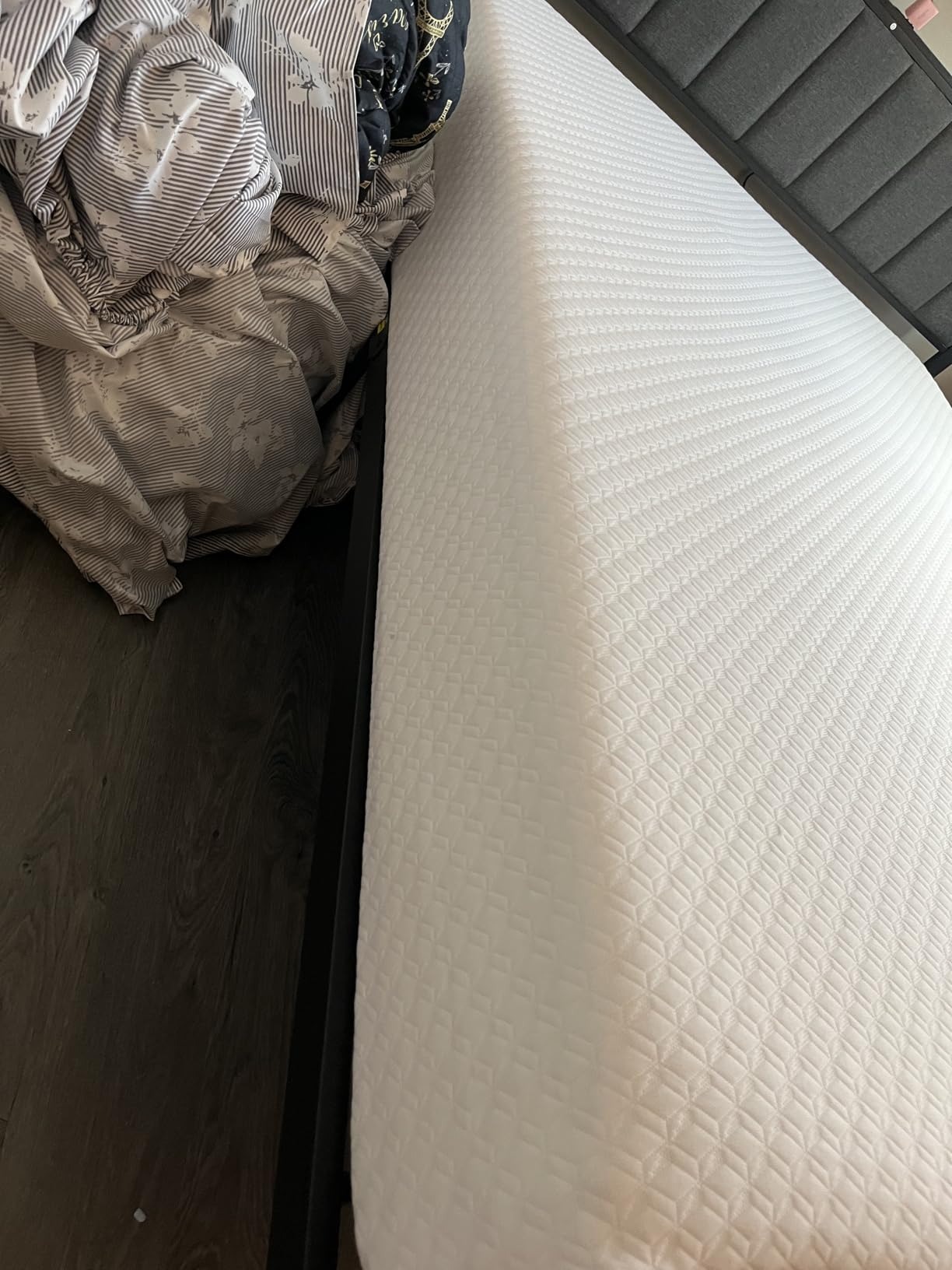 GAESTE Queen 10 Inch Cooling Gel Memory Foam Mattress, Medium Feel customer photo 1